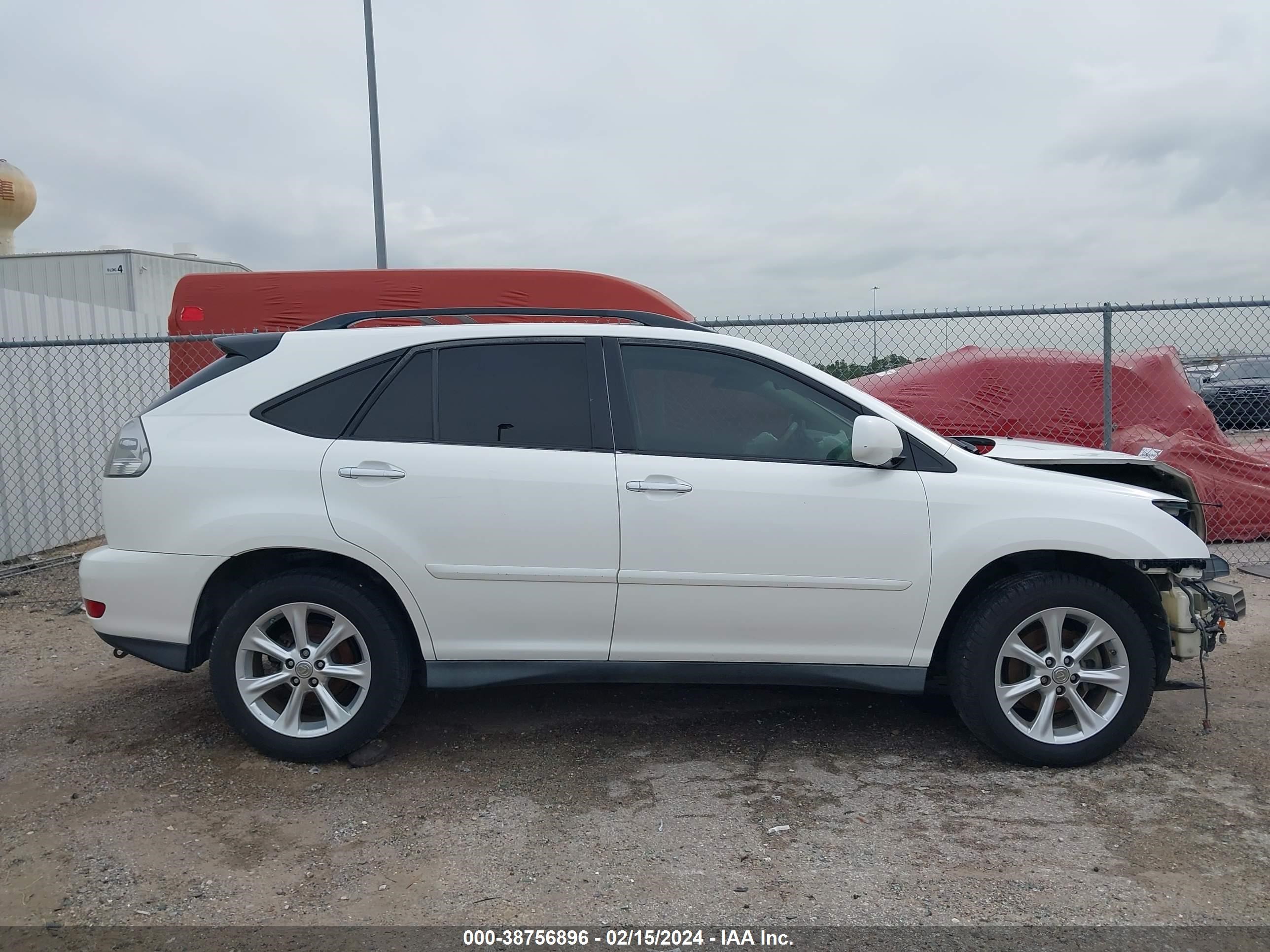 Photo 12 VIN: 2T2GK31U18C042492 - LEXUS RX 