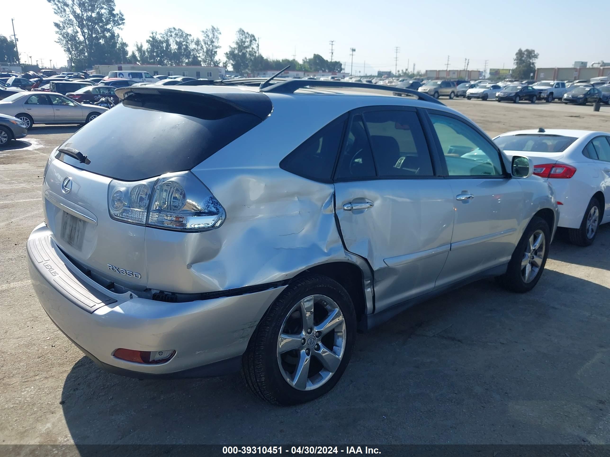 Photo 3 VIN: 2T2GK31U19C079835 - LEXUS RX 