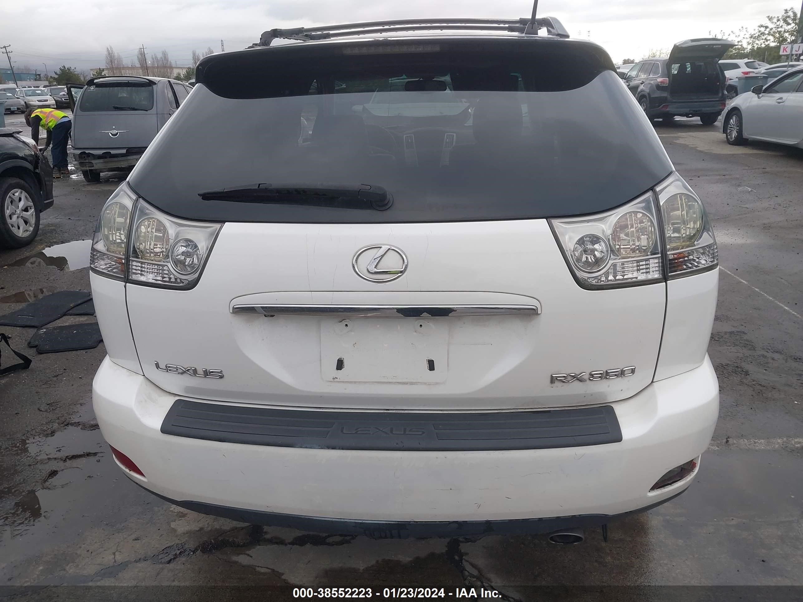 Photo 17 VIN: 2T2GK31U27C003652 - LEXUS RX 