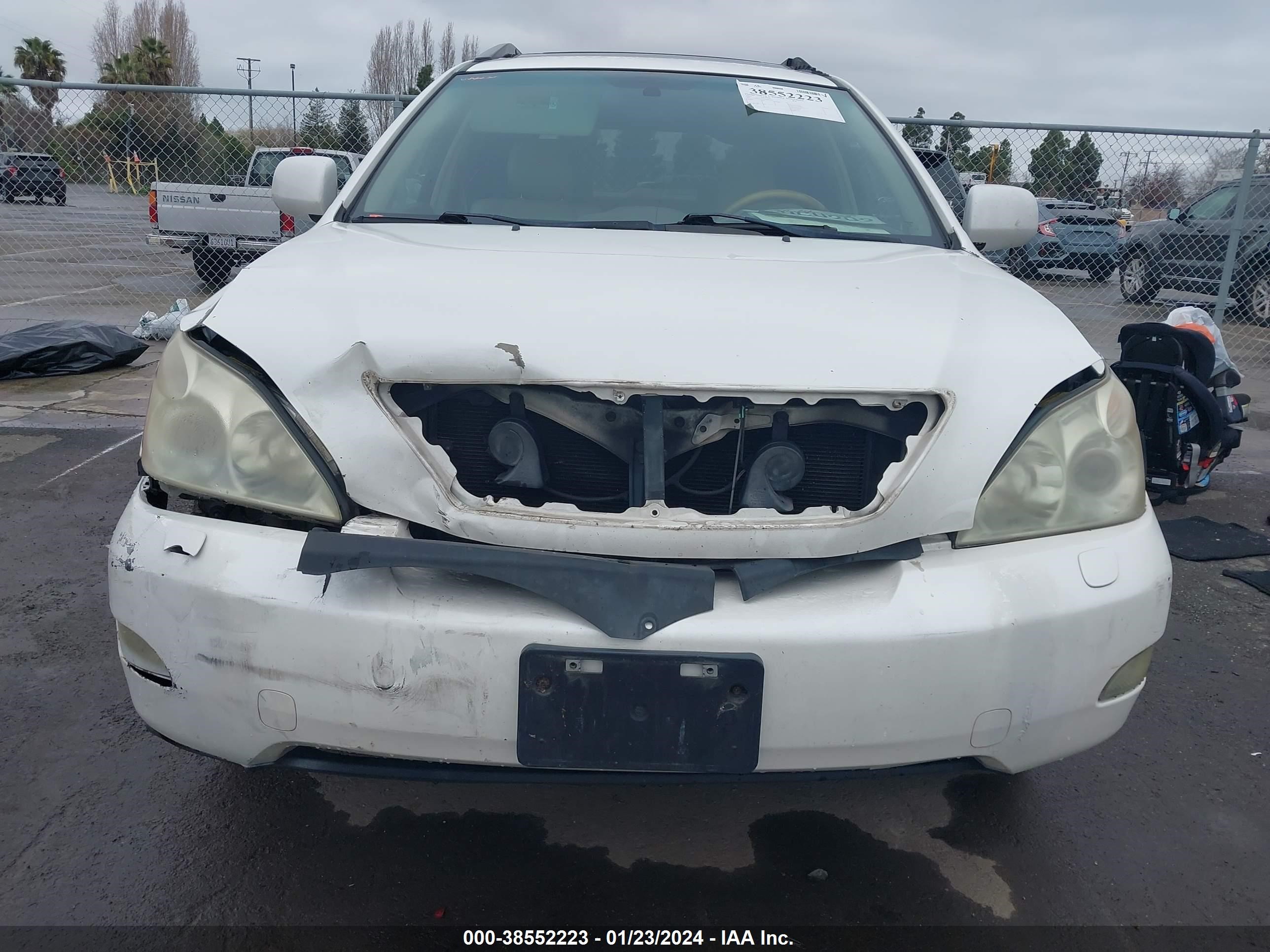 Photo 6 VIN: 2T2GK31U27C003652 - LEXUS RX 