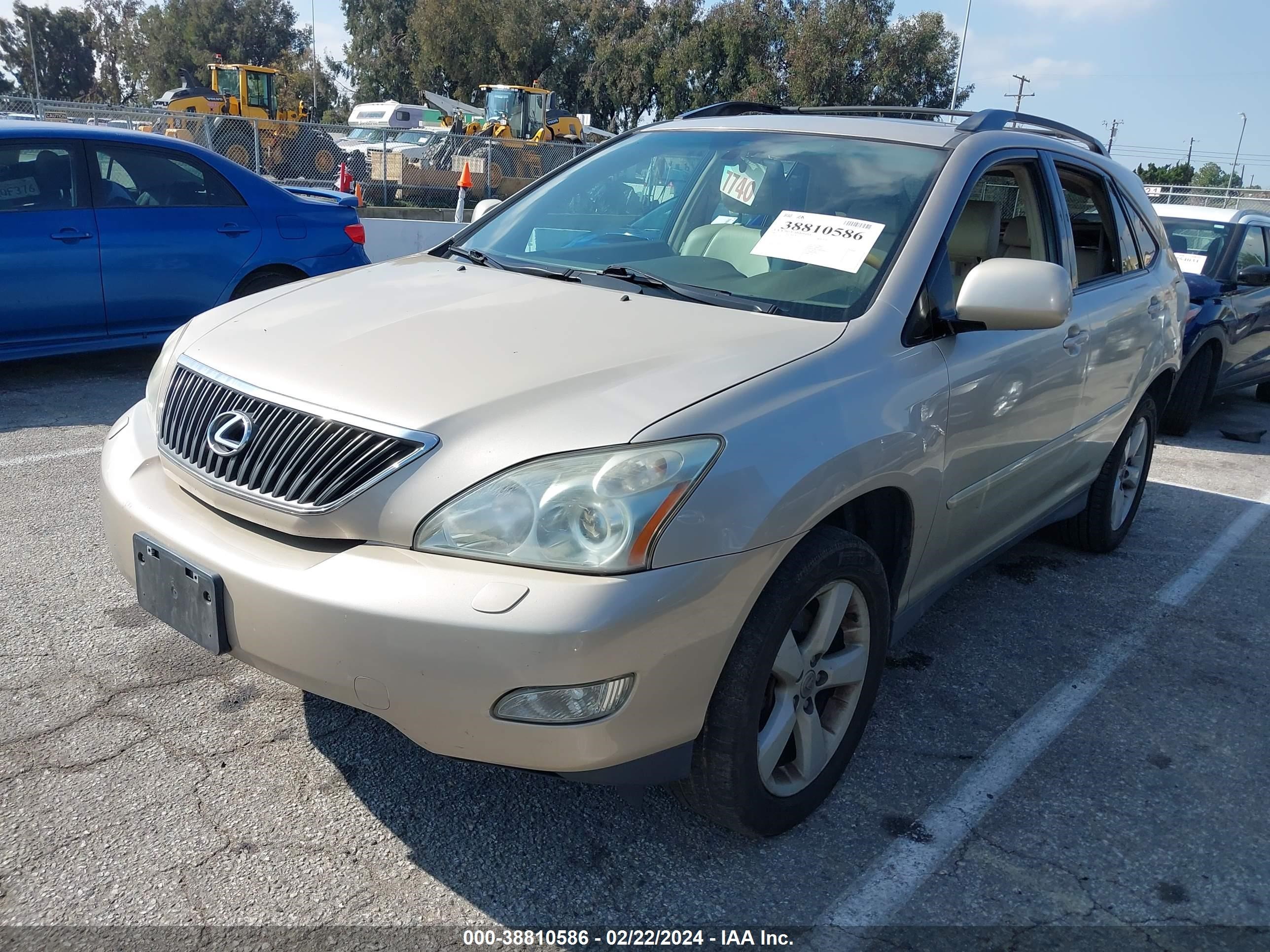 Photo 1 VIN: 2T2GK31U27C007152 - LEXUS RX 