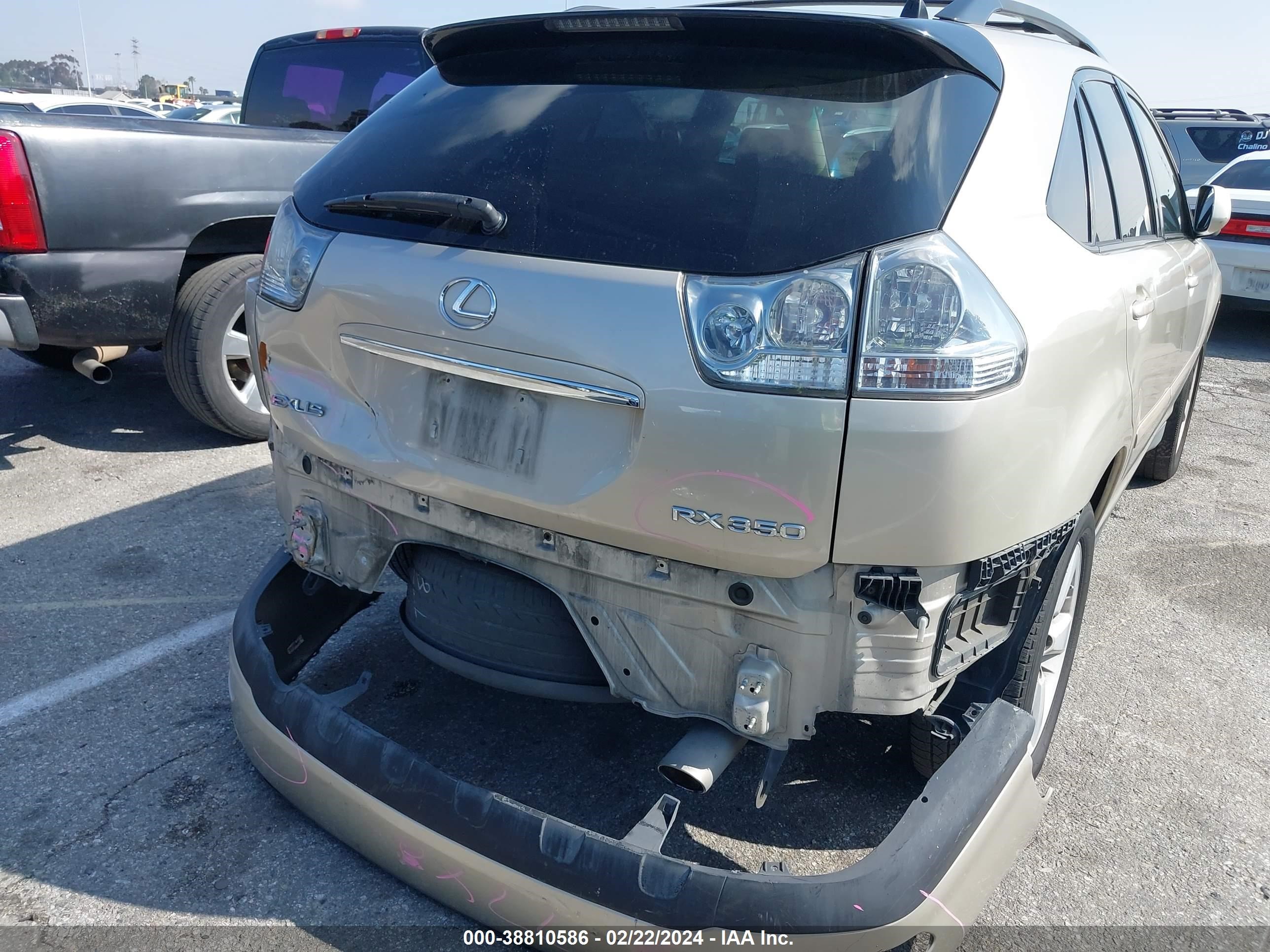 Photo 5 VIN: 2T2GK31U27C007152 - LEXUS RX 