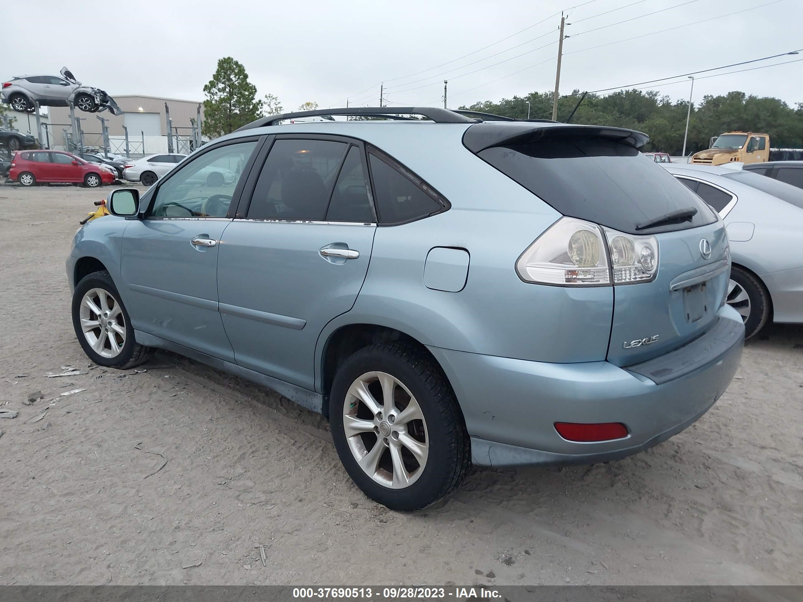 Photo 2 VIN: 2T2GK31U28C036510 - LEXUS RX 