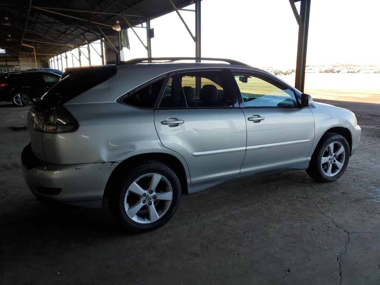 Photo 2 VIN: 2T2GK31U37C021111 - LEXUS RX 