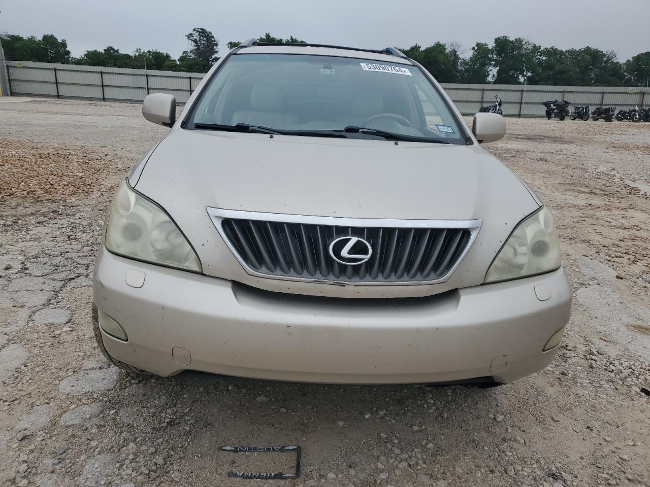 Photo 4 VIN: 2T2GK31U38C035804 - LEXUS RX 