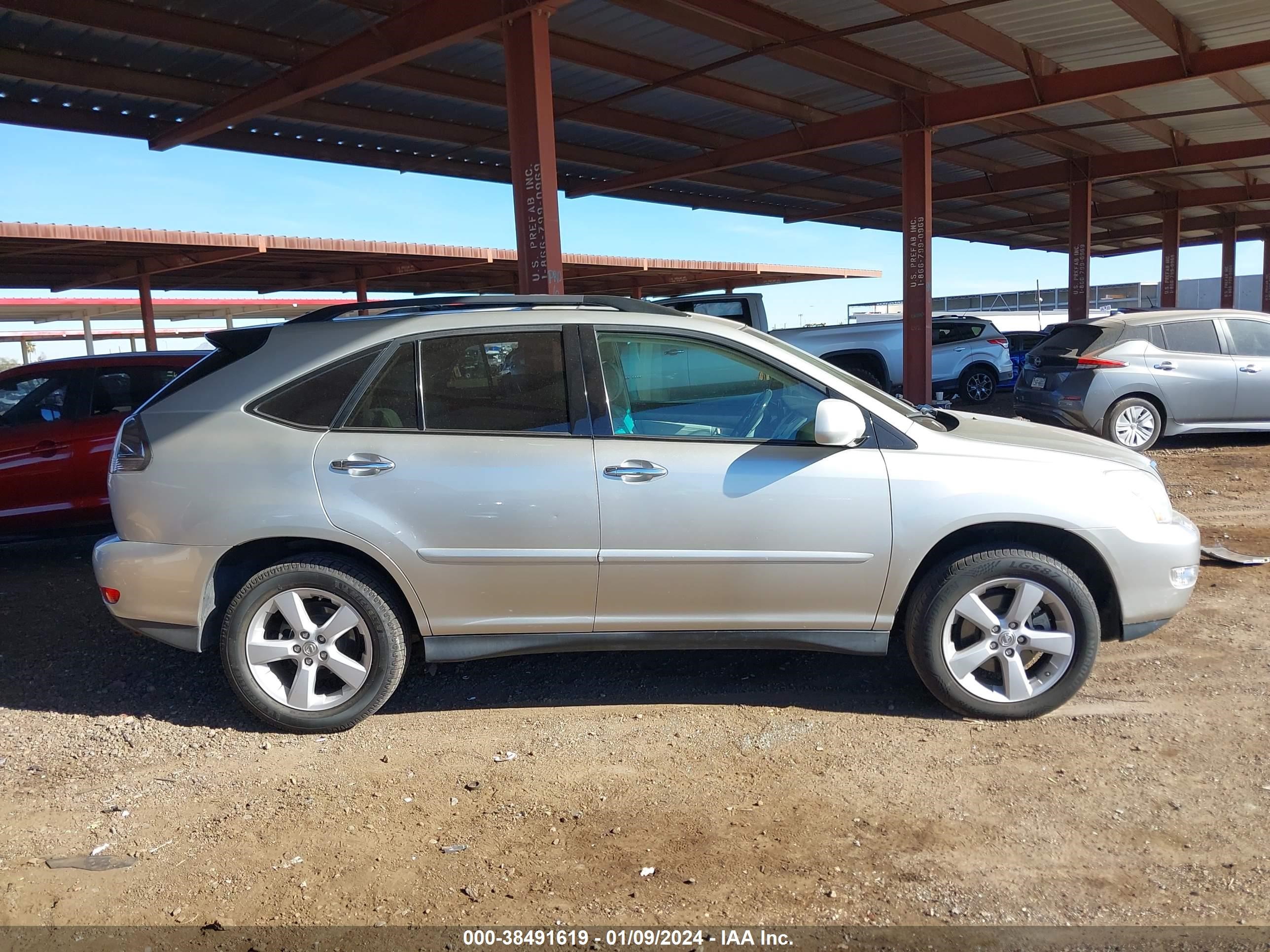 Photo 12 VIN: 2T2GK31U38C039853 - LEXUS RX 