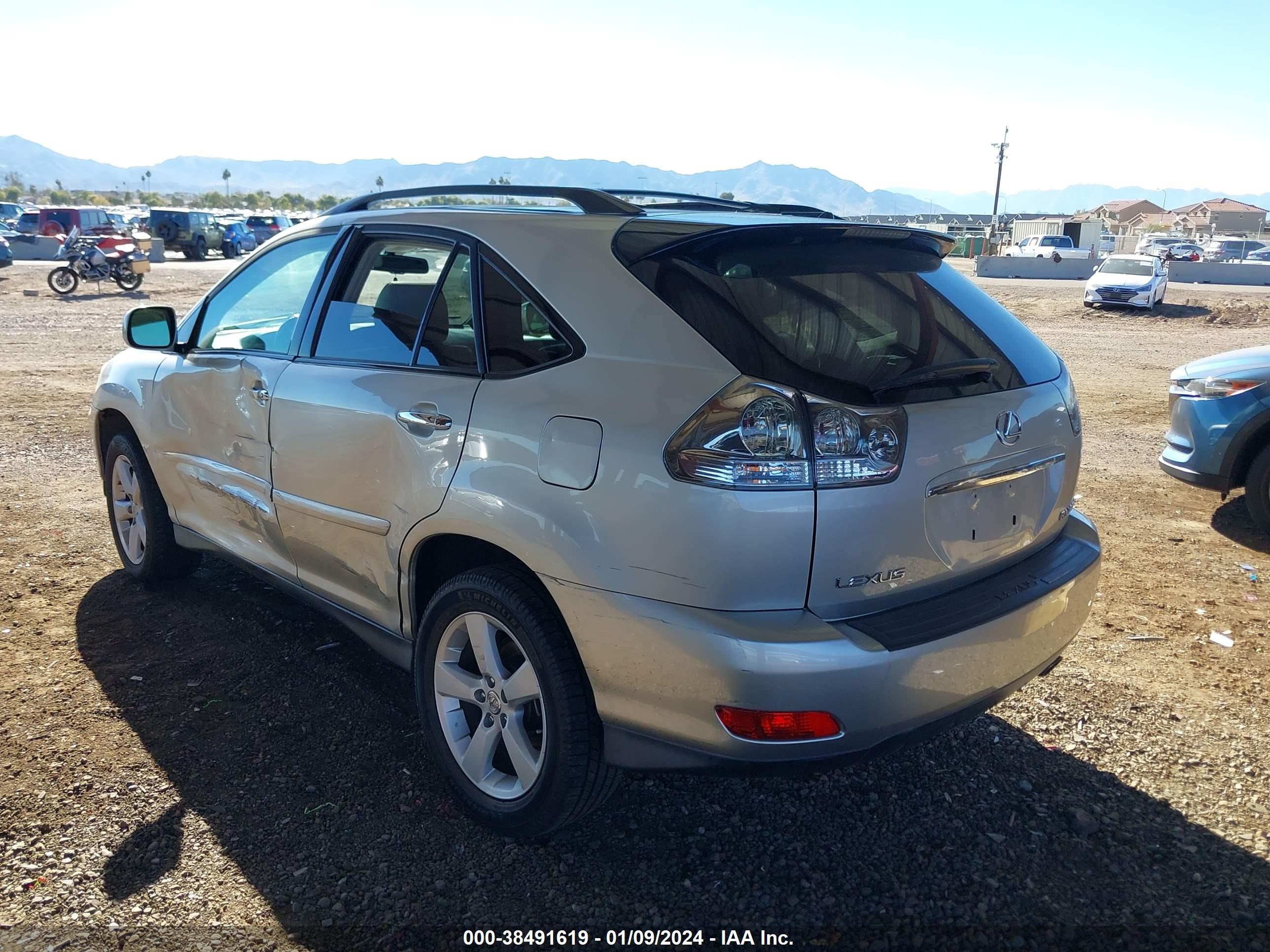 Photo 2 VIN: 2T2GK31U38C039853 - LEXUS RX 