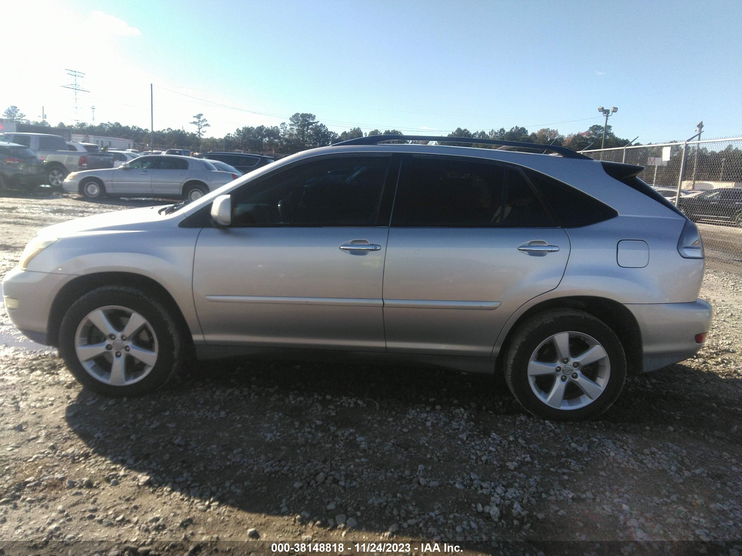 Photo 13 VIN: 2T2GK31U38C047385 - LEXUS RX 