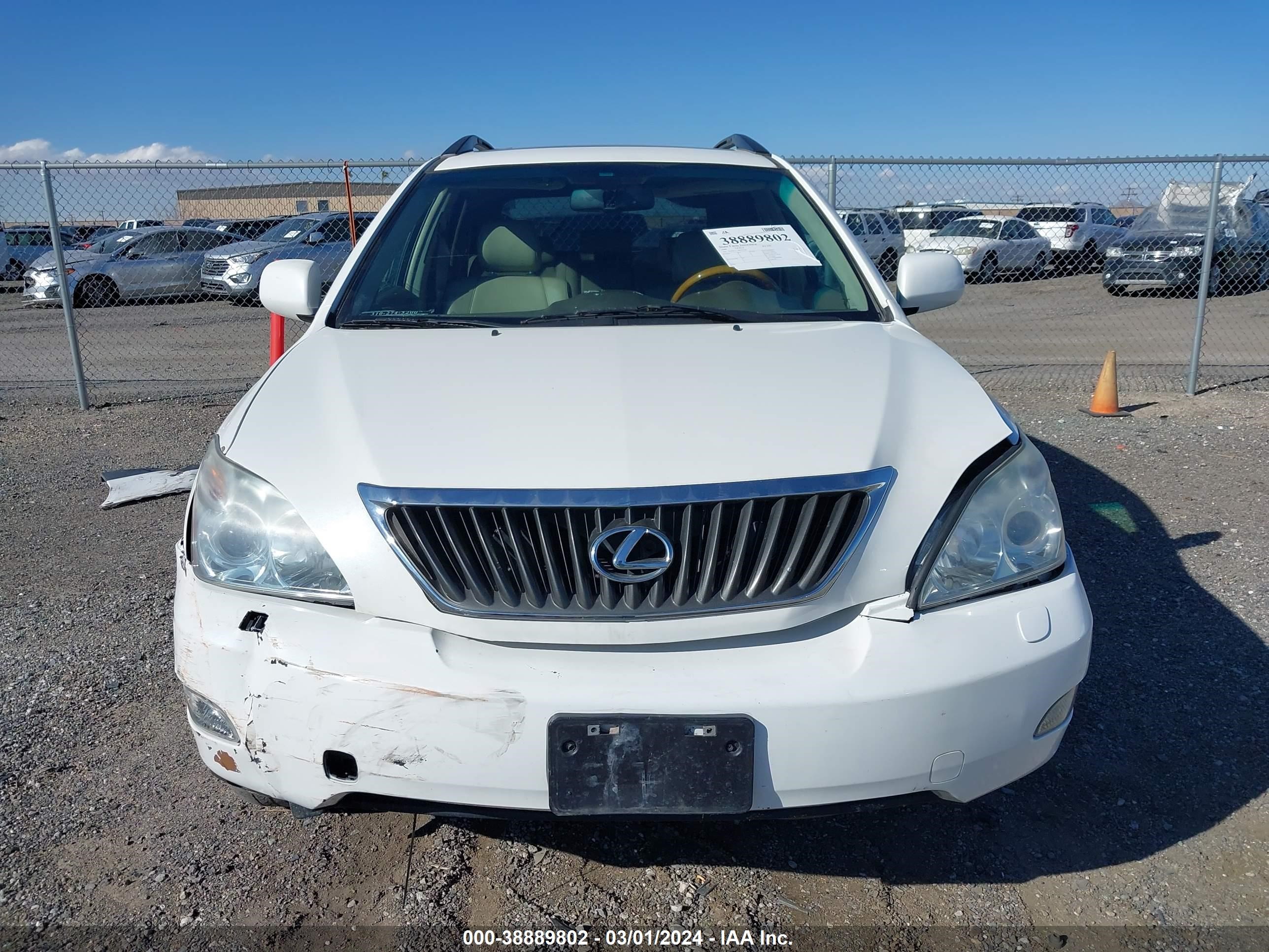 Photo 13 VIN: 2T2GK31U58C052281 - LEXUS RX 