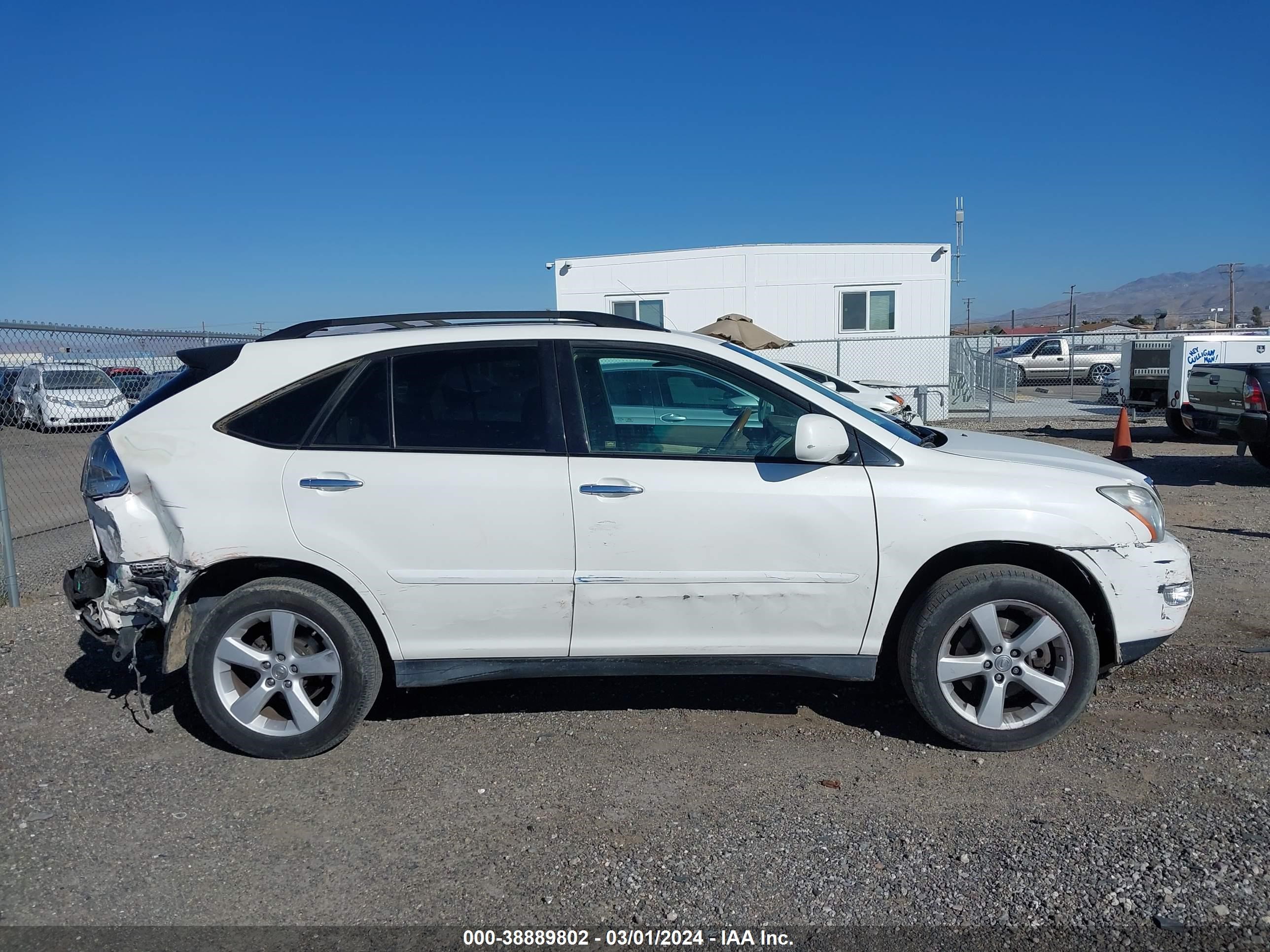 Photo 14 VIN: 2T2GK31U58C052281 - LEXUS RX 