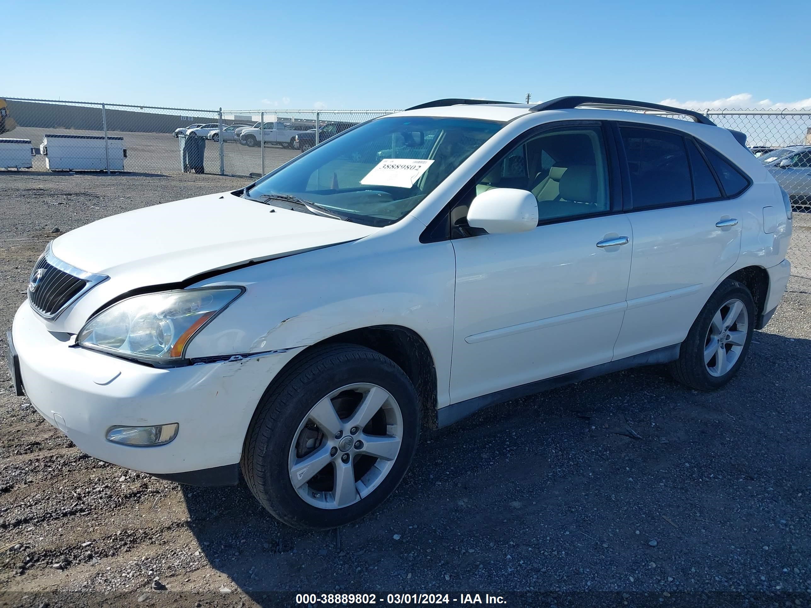 Photo 2 VIN: 2T2GK31U58C052281 - LEXUS RX 