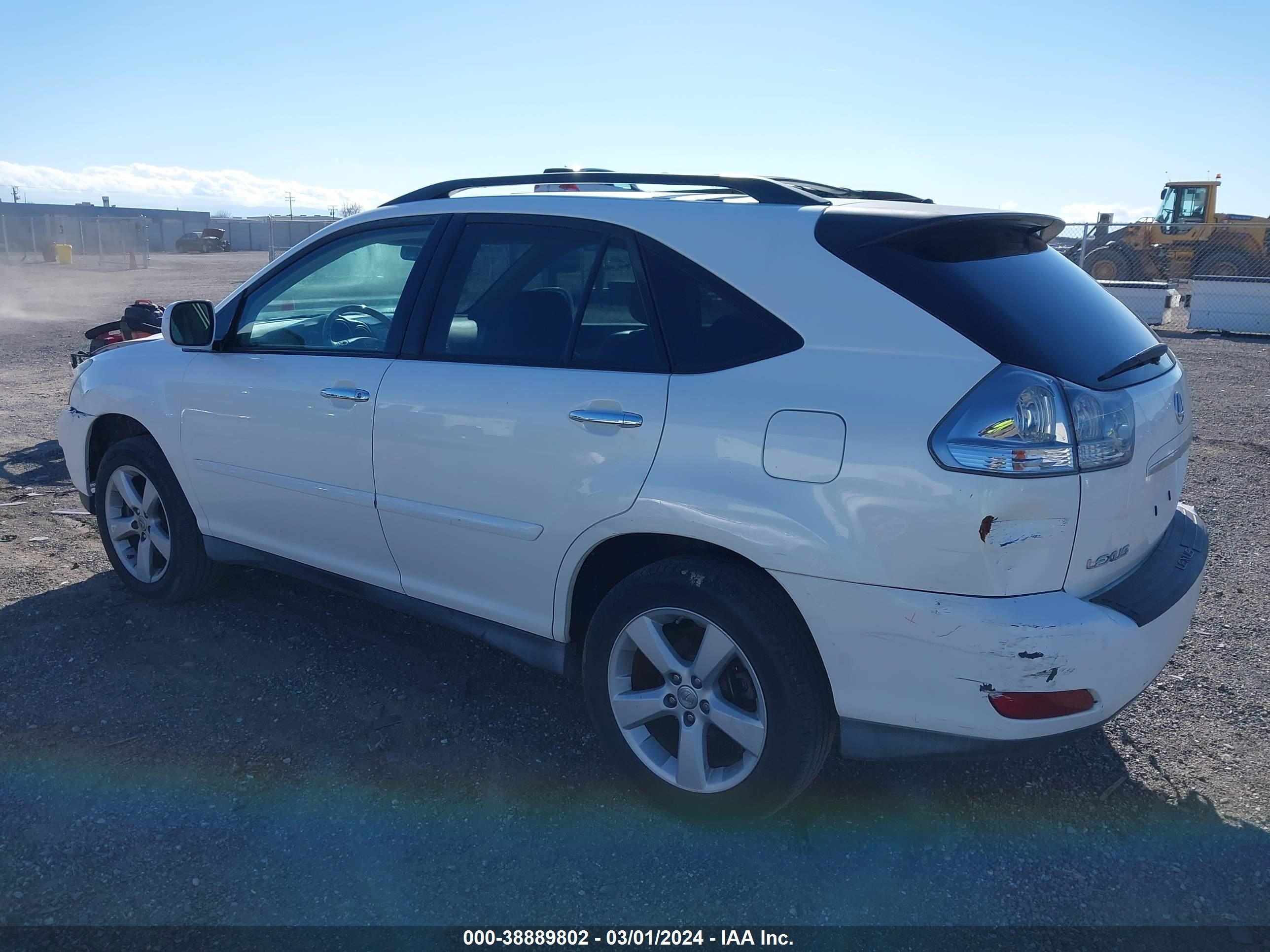 Photo 3 VIN: 2T2GK31U58C052281 - LEXUS RX 