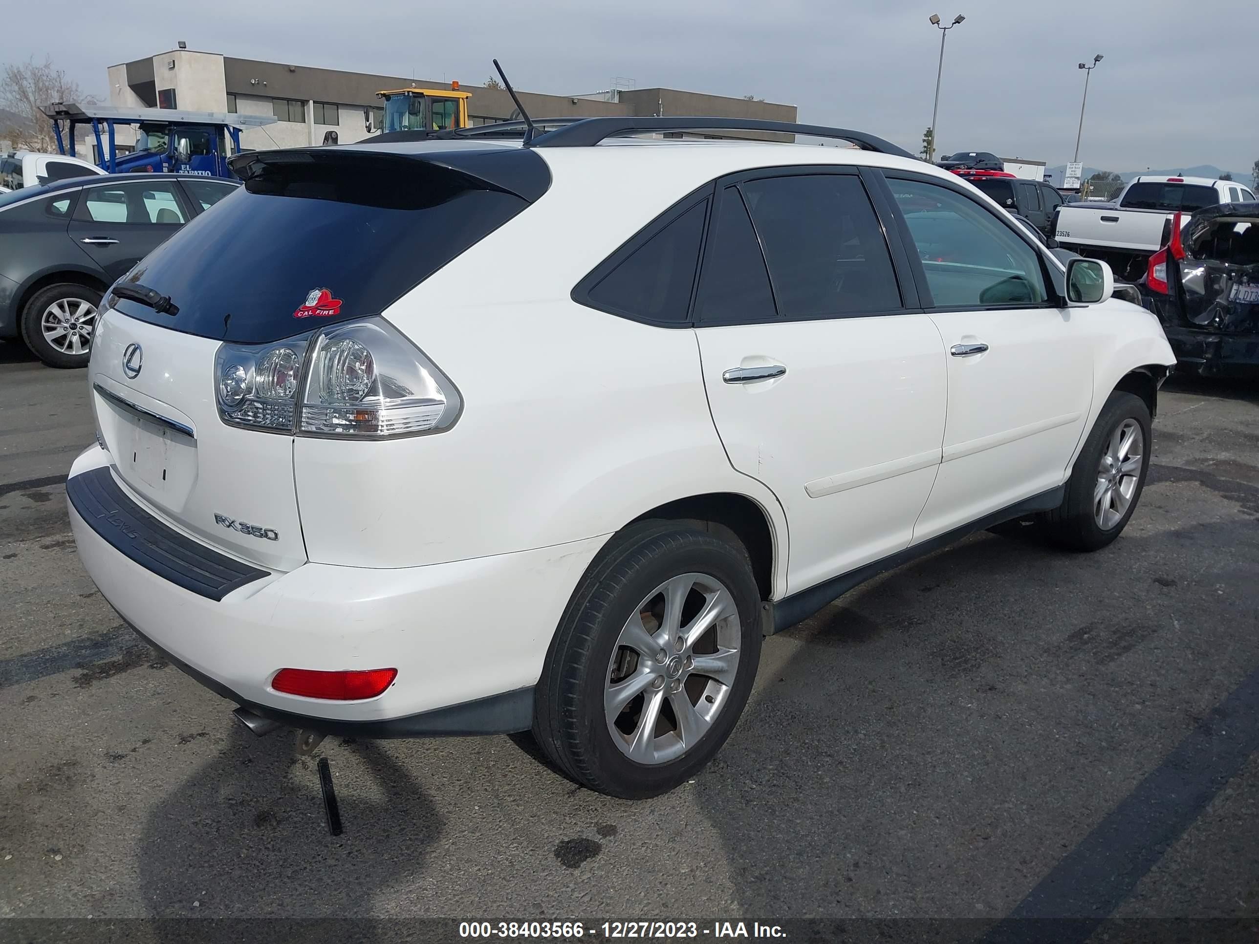 Photo 3 VIN: 2T2GK31U58C055827 - LEXUS RX 