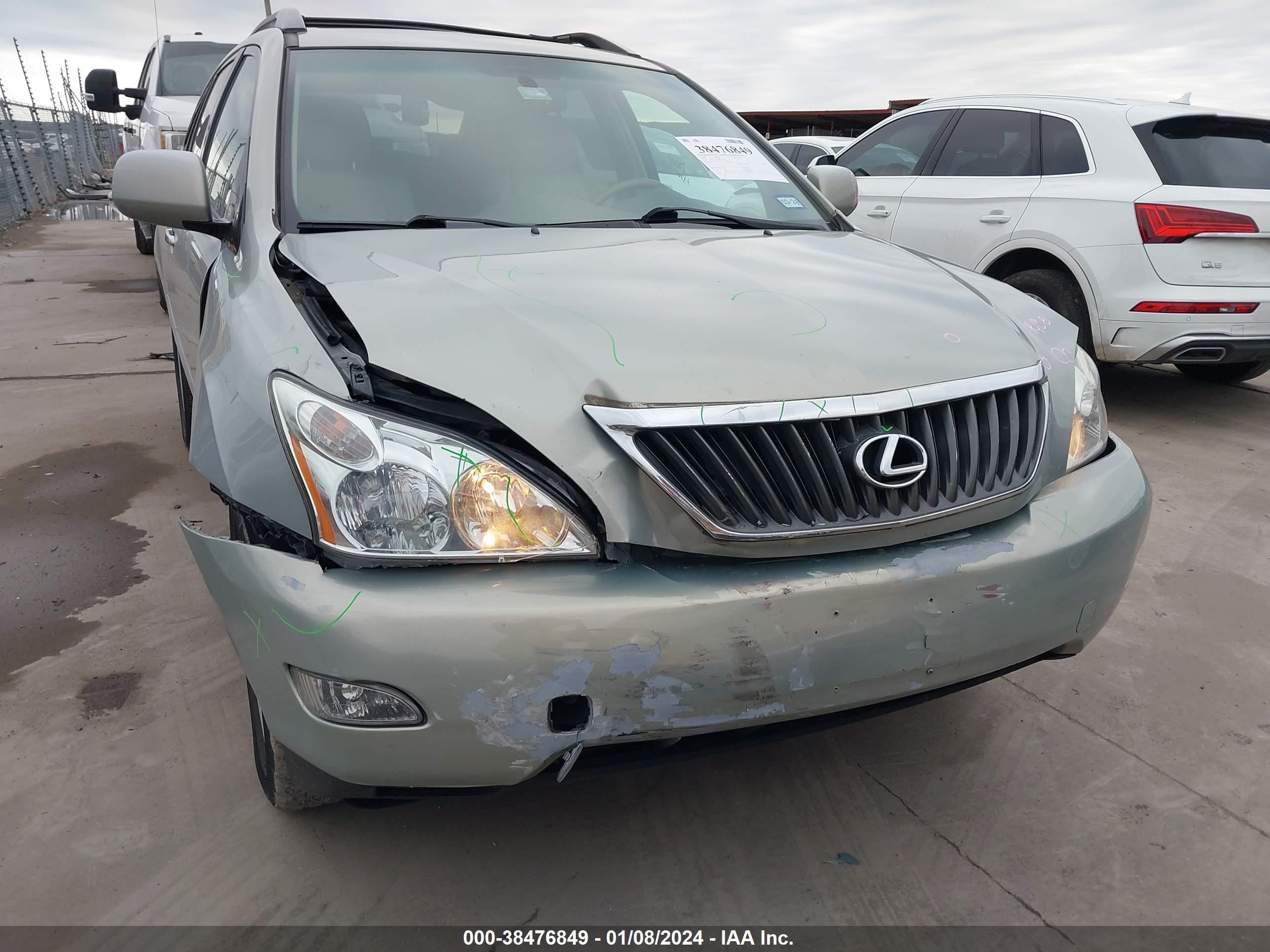 Photo 5 VIN: 2T2GK31U59C059720 - LEXUS RX 