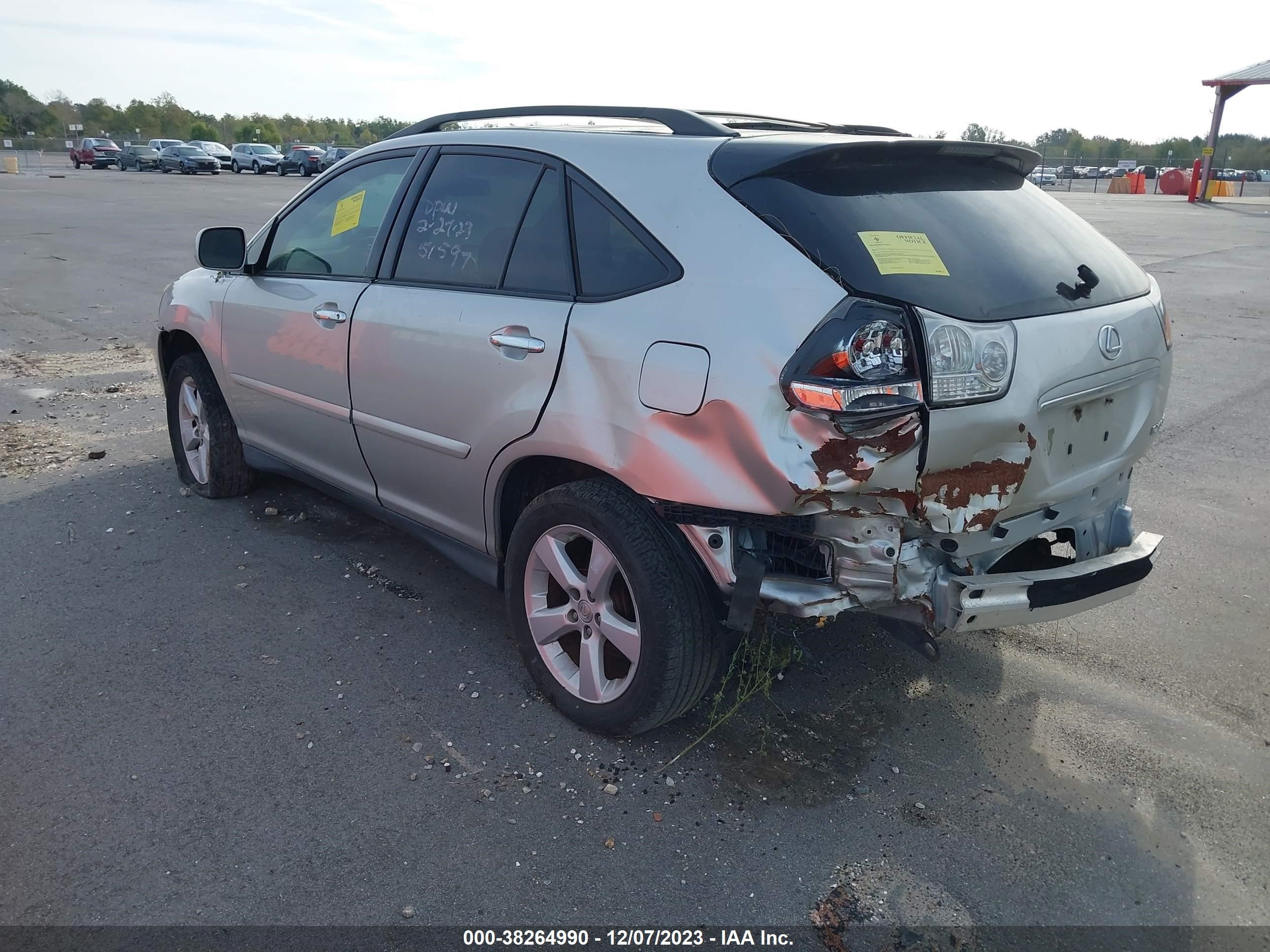 Photo 2 VIN: 2T2GK31U68C048708 - LEXUS RX 