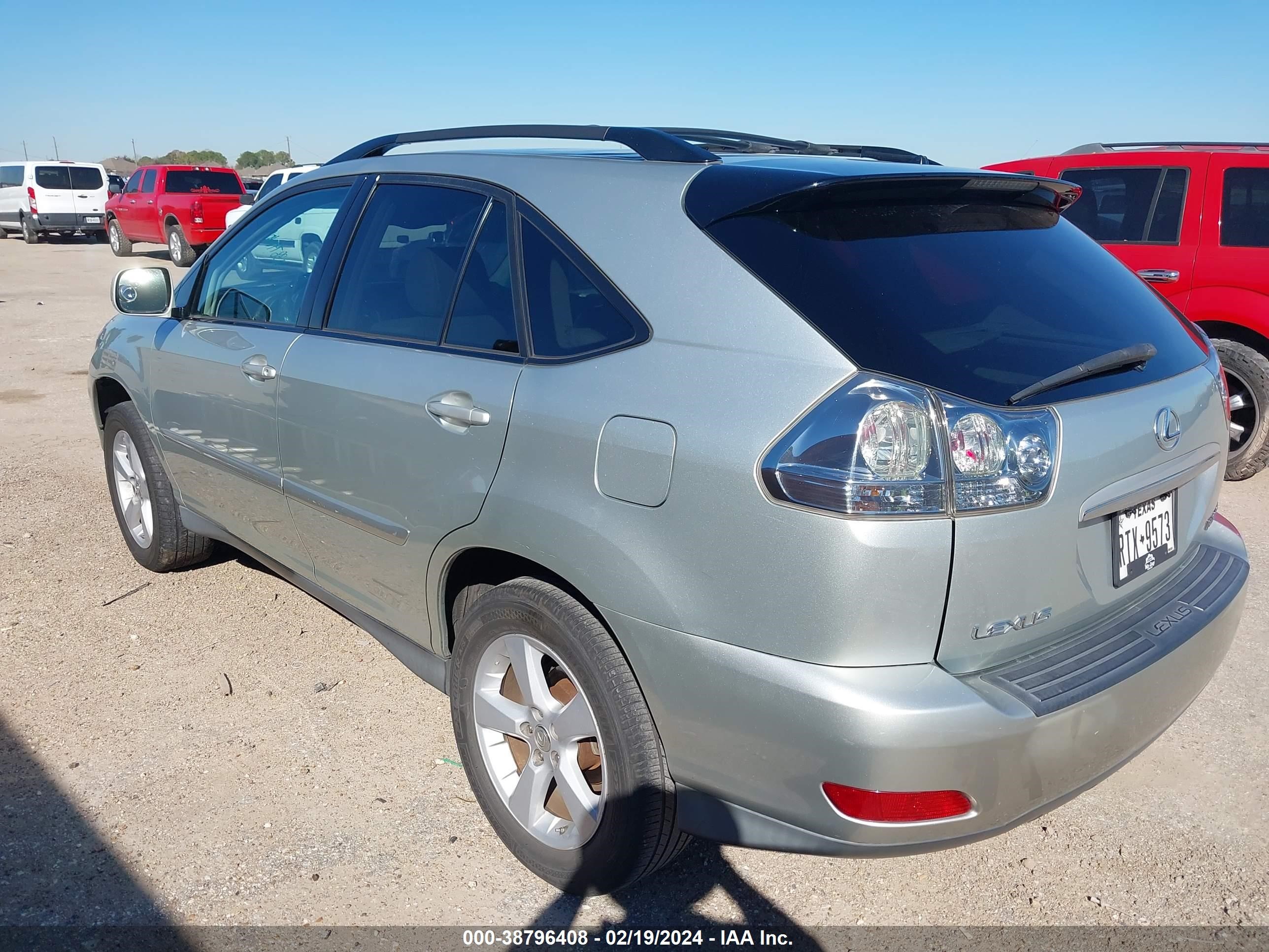 Photo 2 VIN: 2T2GK31U87C005129 - LEXUS RX 