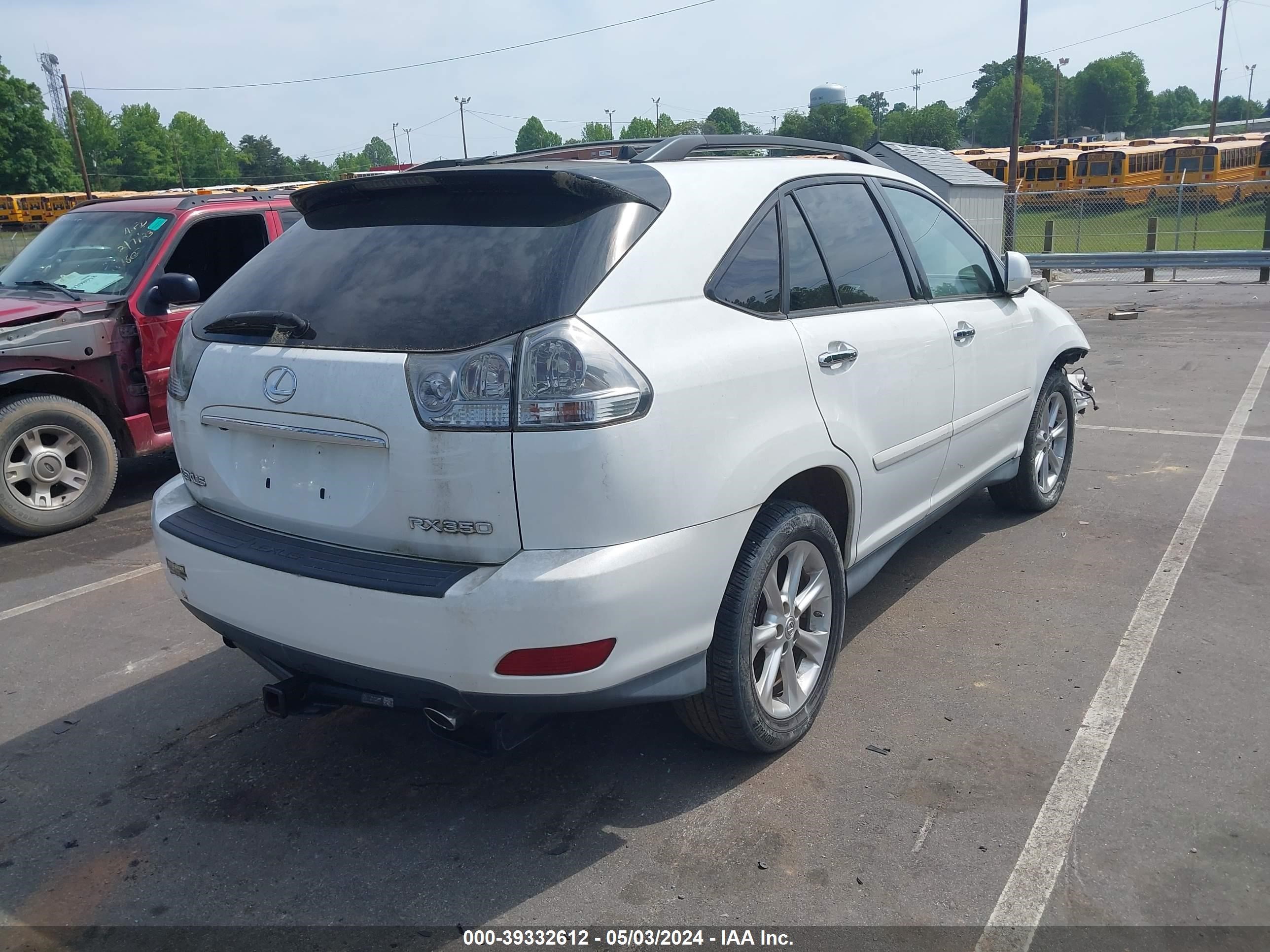 Photo 3 VIN: 2T2GK31U88C044868 - LEXUS RX 