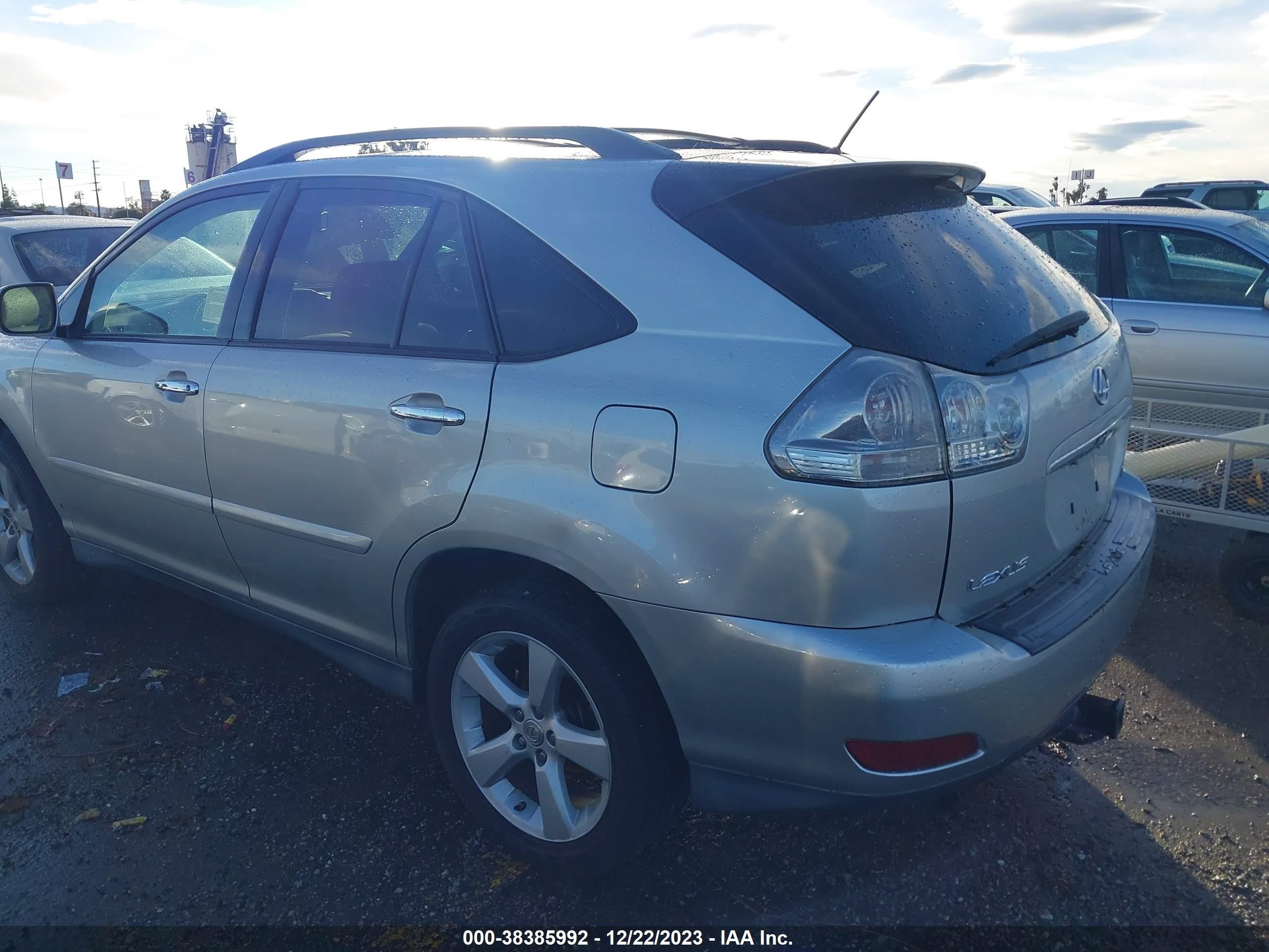 Photo 2 VIN: 2T2GK31U88C054350 - LEXUS RX 