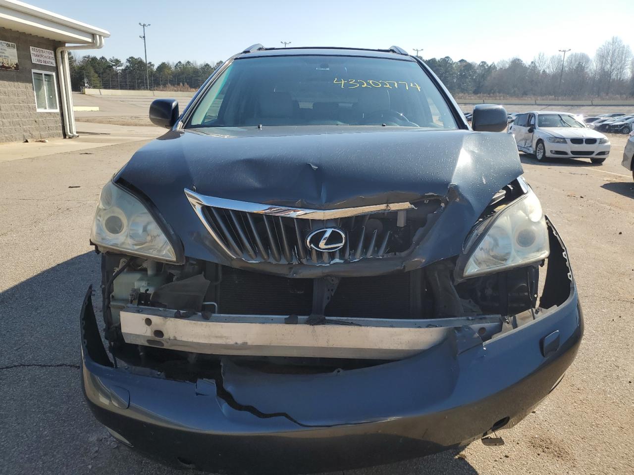 Photo 4 VIN: 2T2GK31U98C028694 - LEXUS RX 