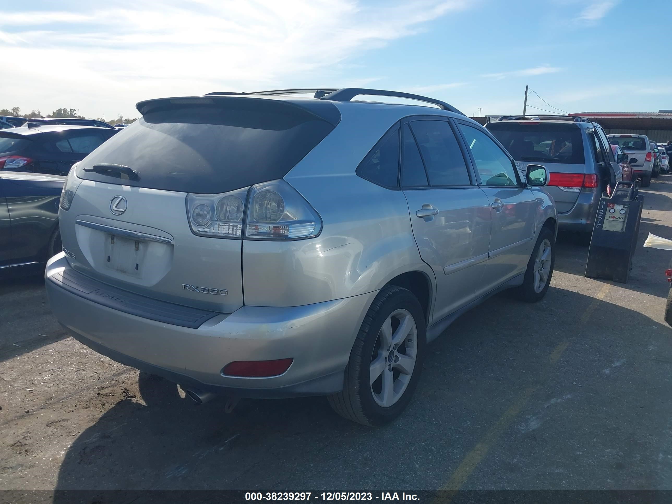 Photo 3 VIN: 2T2GK31UX7C006489 - LEXUS RX 