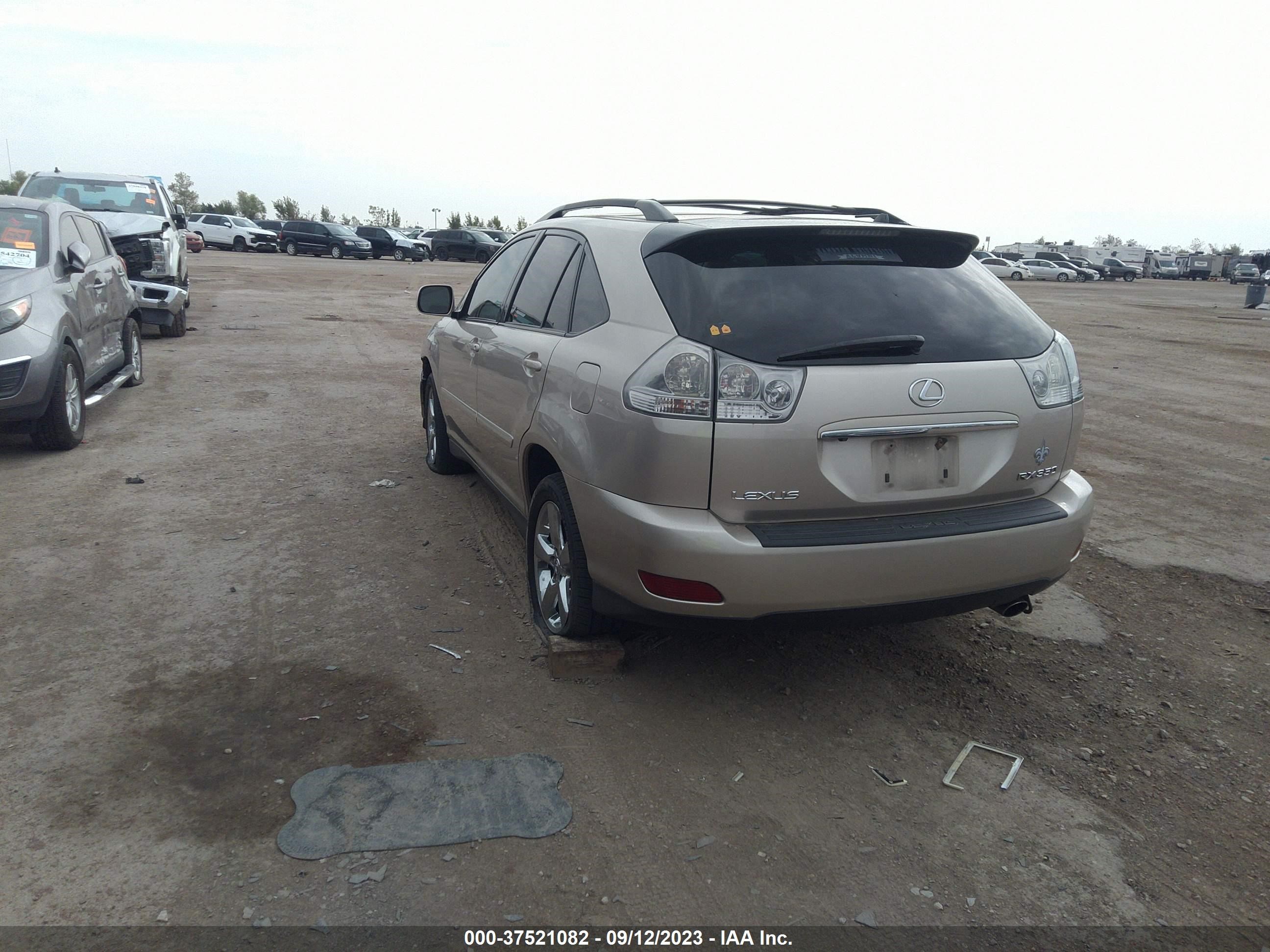 Photo 2 VIN: 2T2GK31UX7C015662 - LEXUS RX 