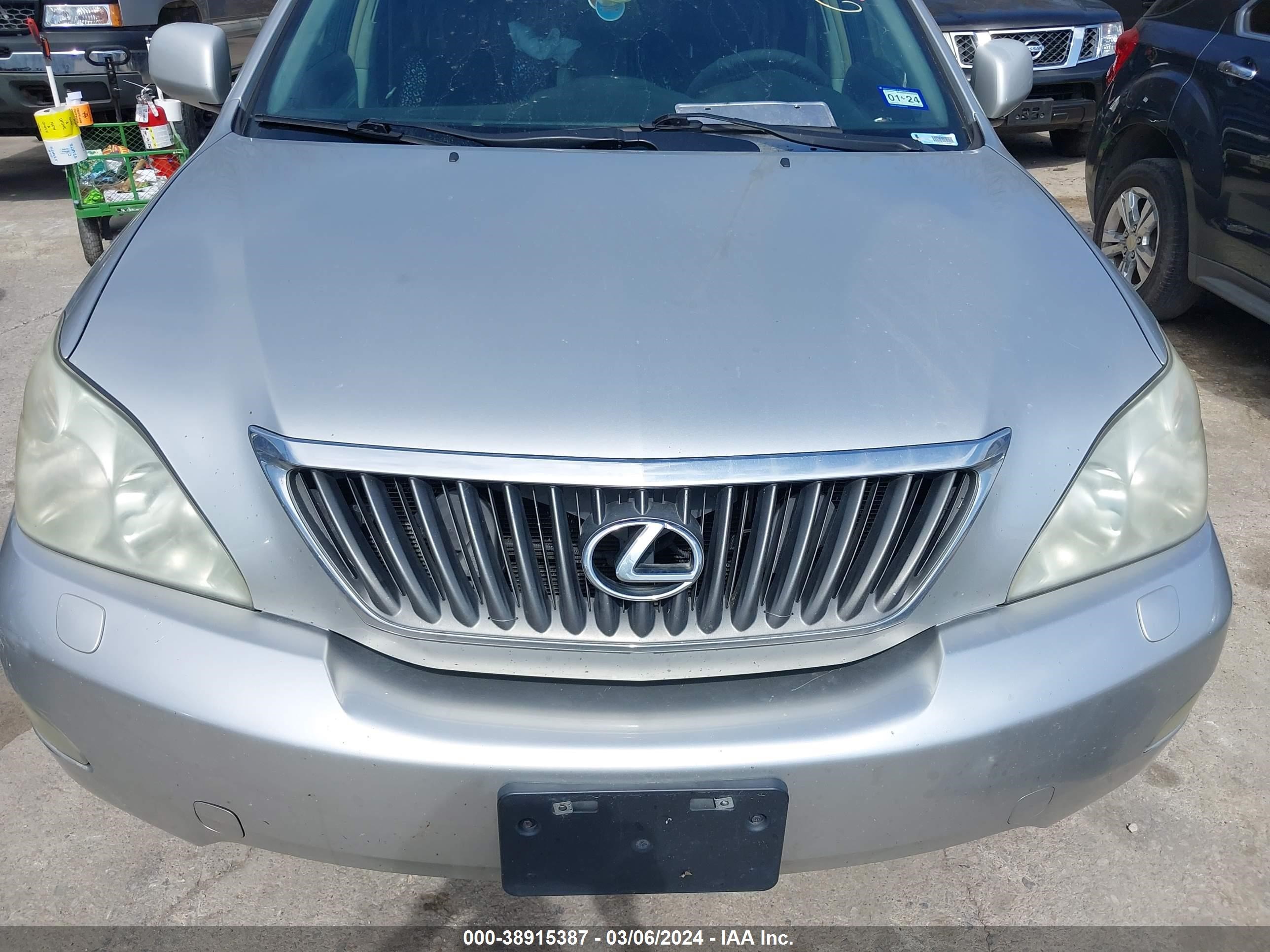 Photo 9 VIN: 2T2GK31UX8C028560 - LEXUS RX 