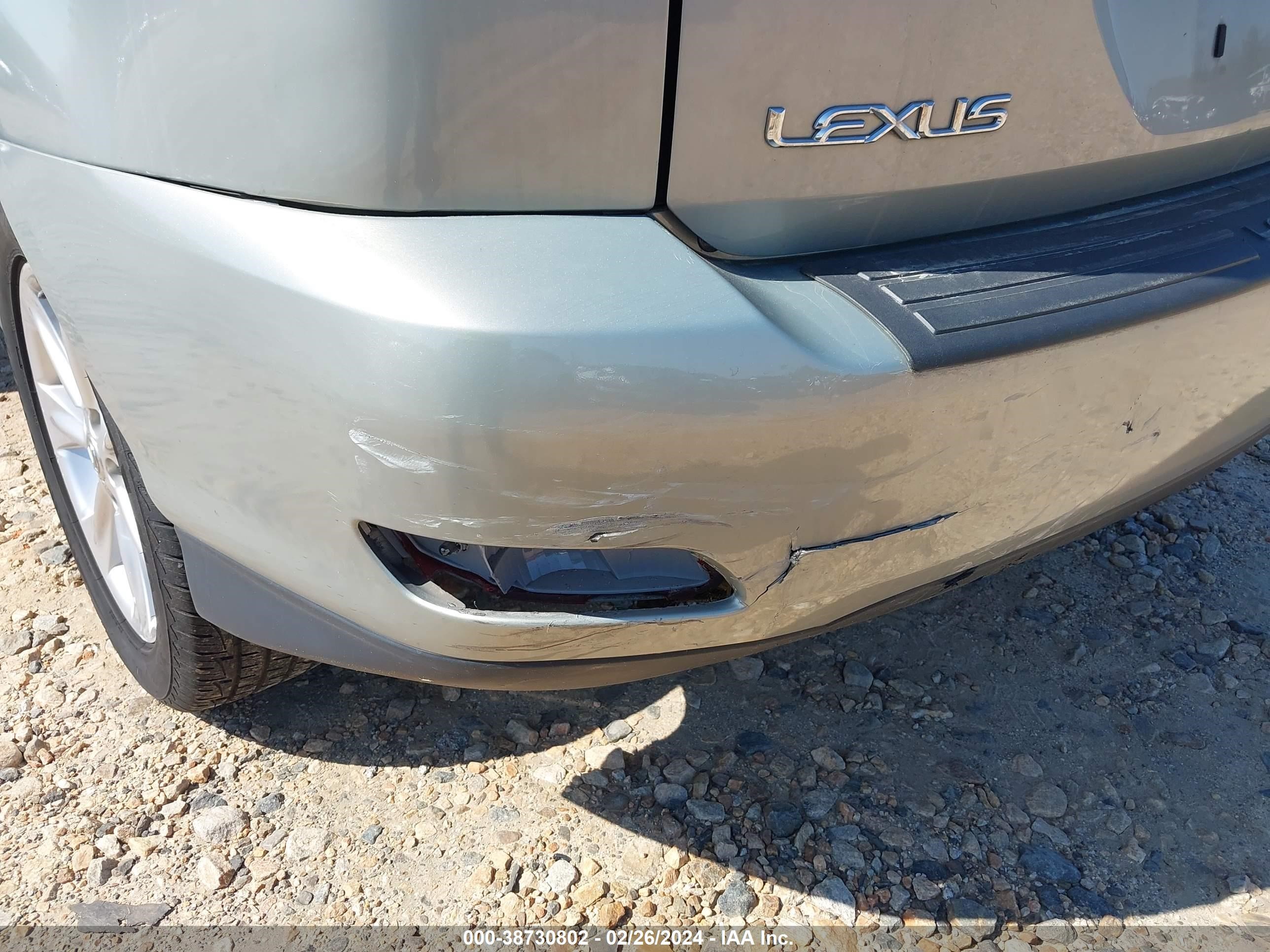 Photo 16 VIN: 2T2GK31UX9C068008 - LEXUS RX 