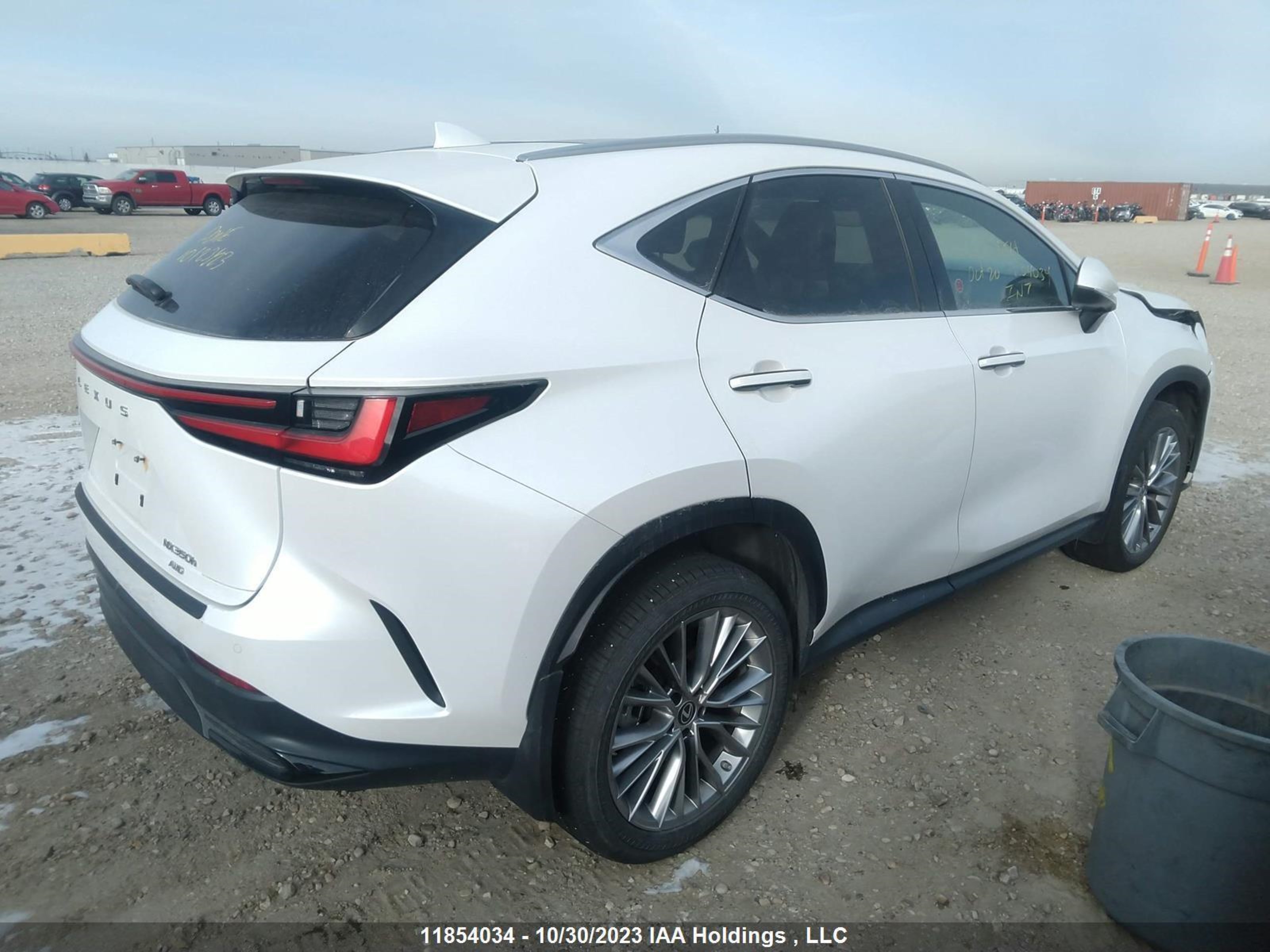 Photo 3 VIN: 2T2GKCEZ2NC008255 - LEXUS NX 