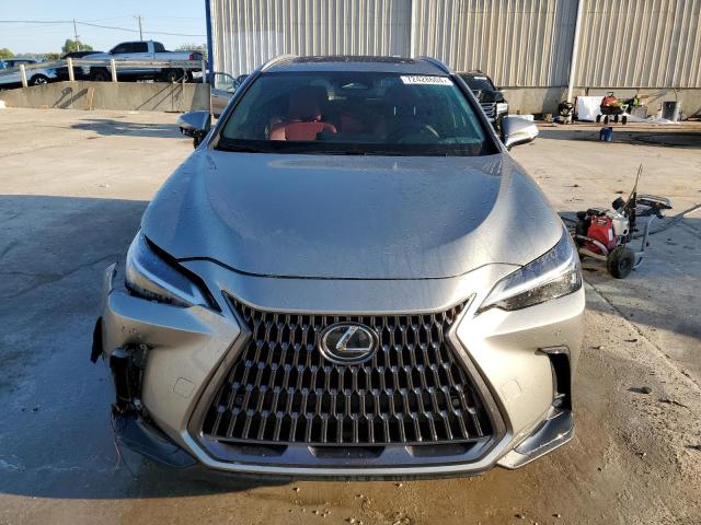 Photo 4 VIN: 2T2GKCEZ9NC003070 - LEXUS NX 350H 