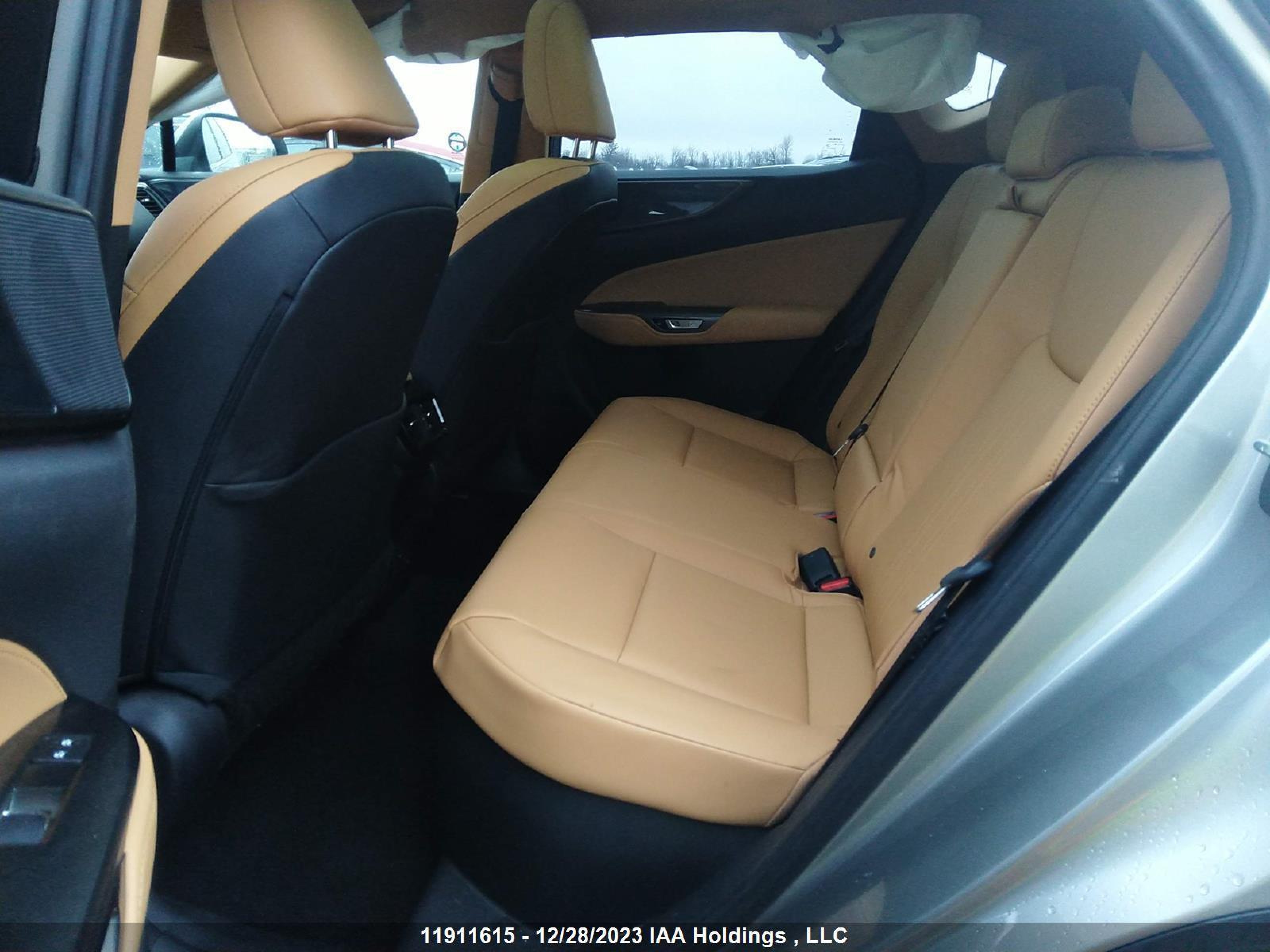 Photo 7 VIN: 2T2GKCEZXPC011178 - LEXUS NX 