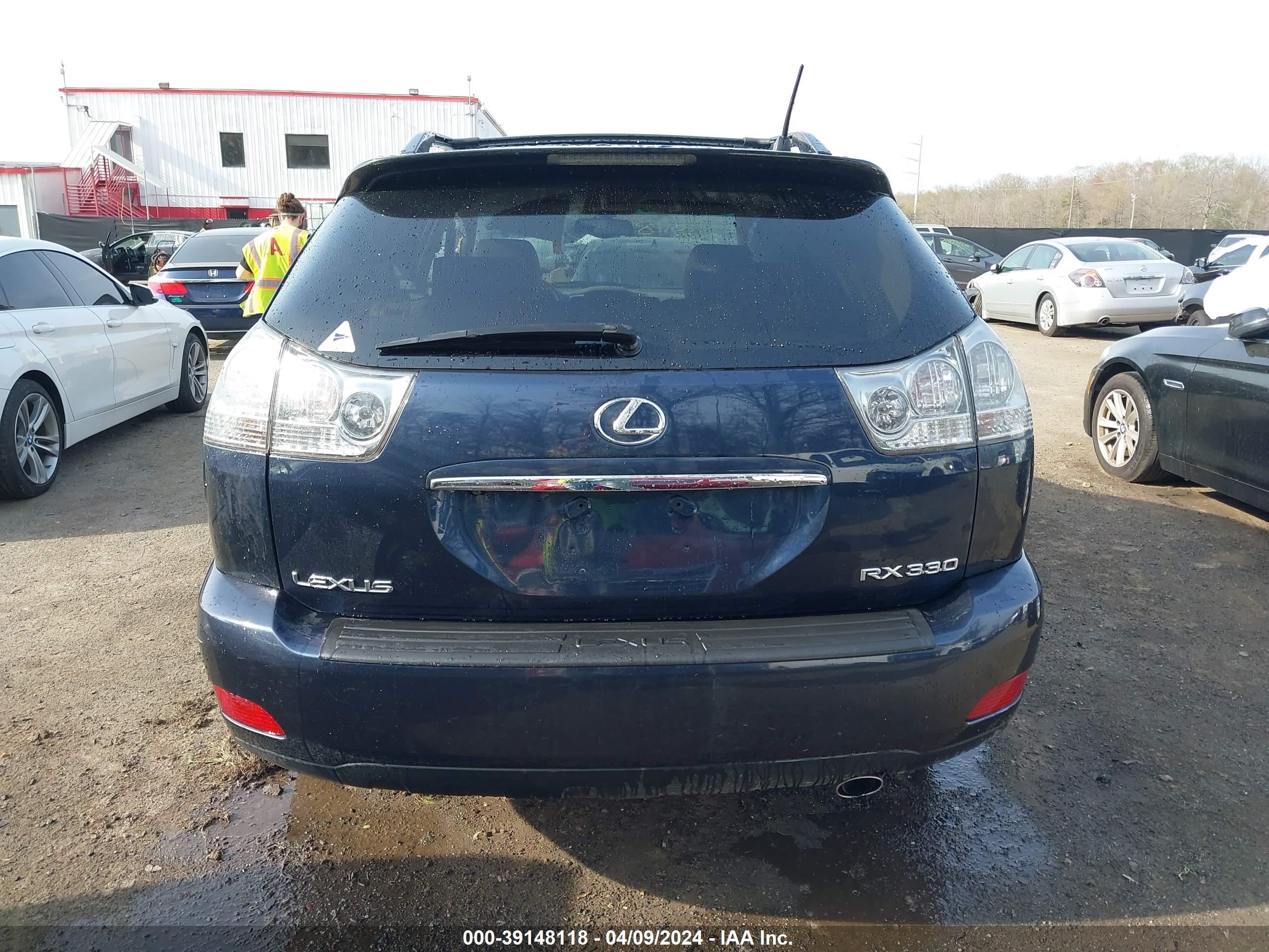 Photo 15 VIN: 2T2HA31U15C078136 - LEXUS RX 