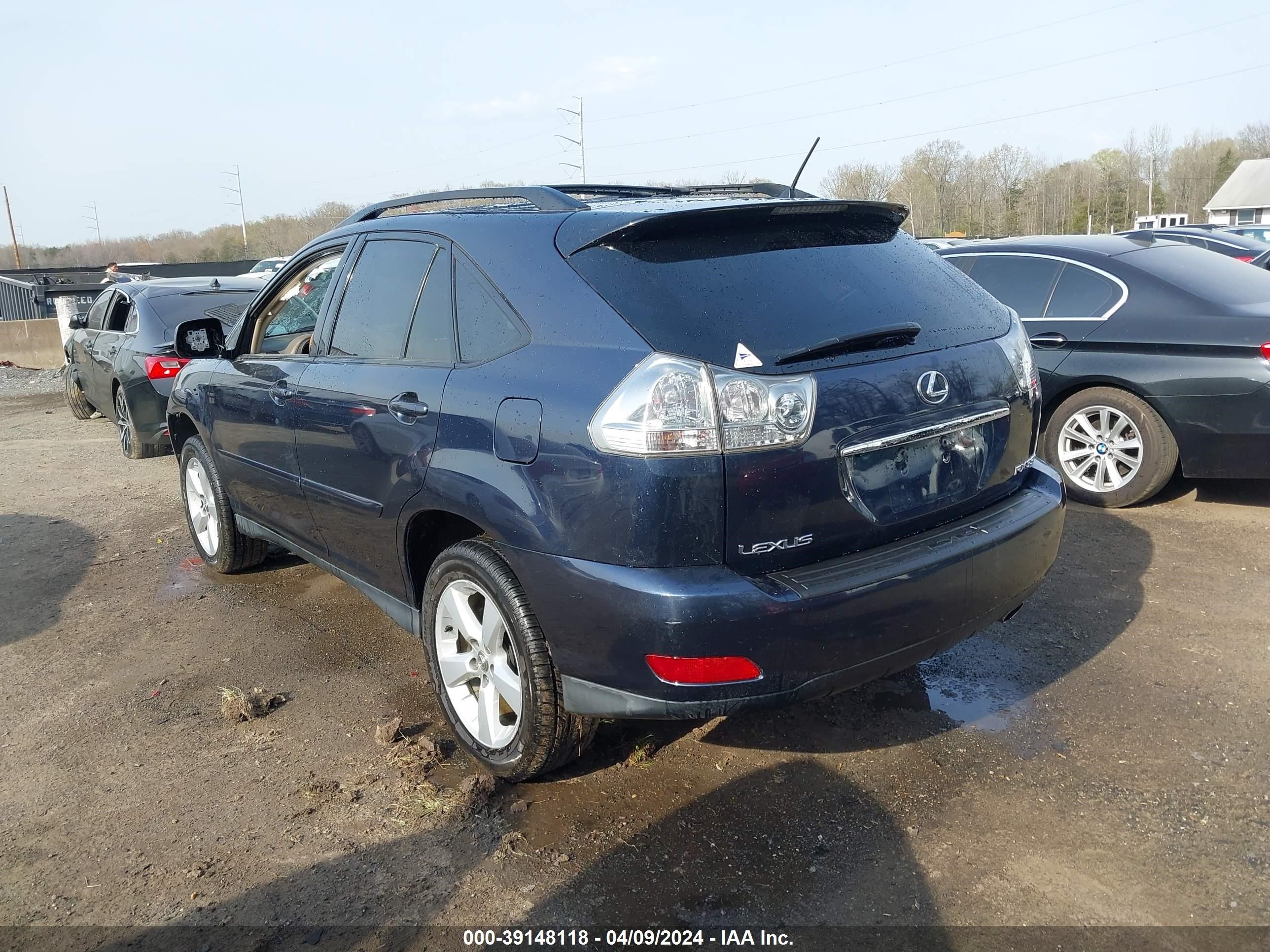 Photo 2 VIN: 2T2HA31U15C078136 - LEXUS RX 