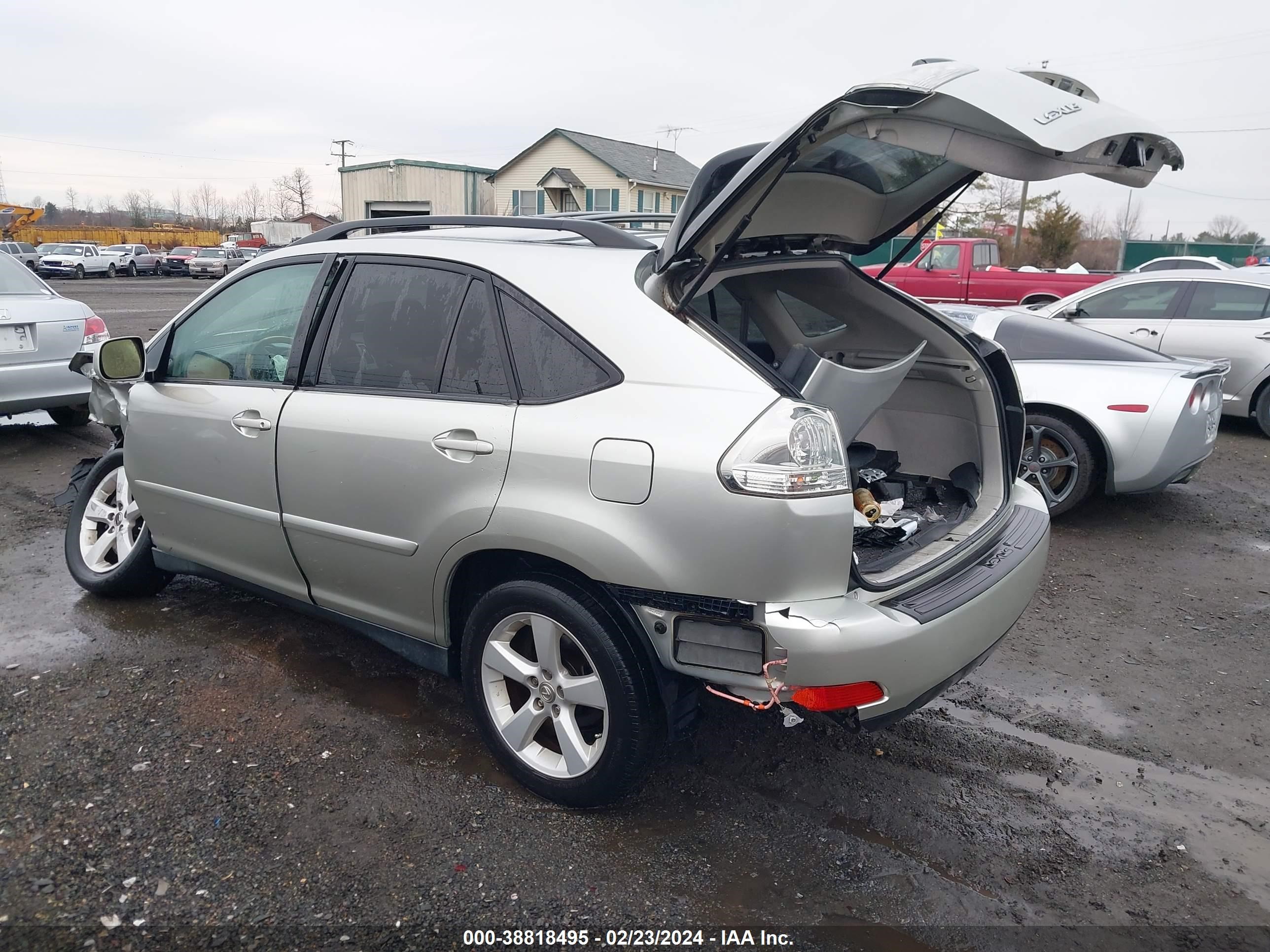 Photo 2 VIN: 2T2HA31U25C068795 - LEXUS RX 