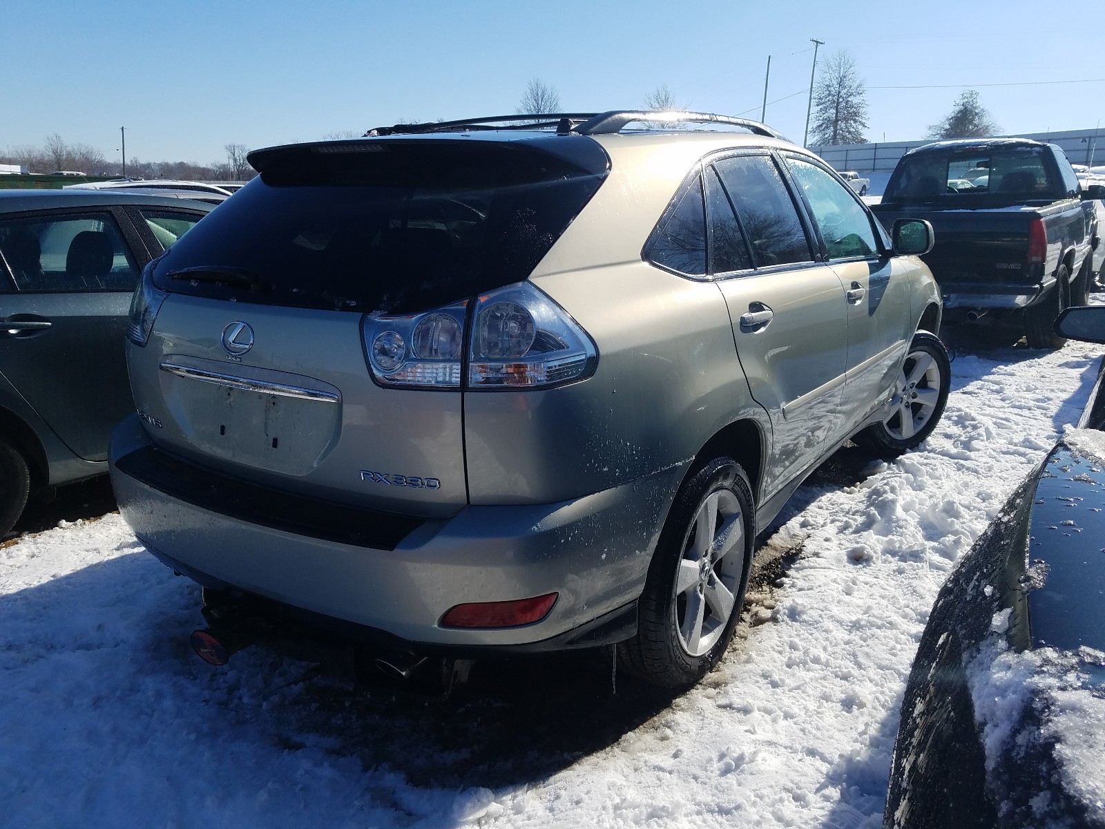 Photo 3 VIN: 2T2HA31U25C076184 - LEXUS RX330 