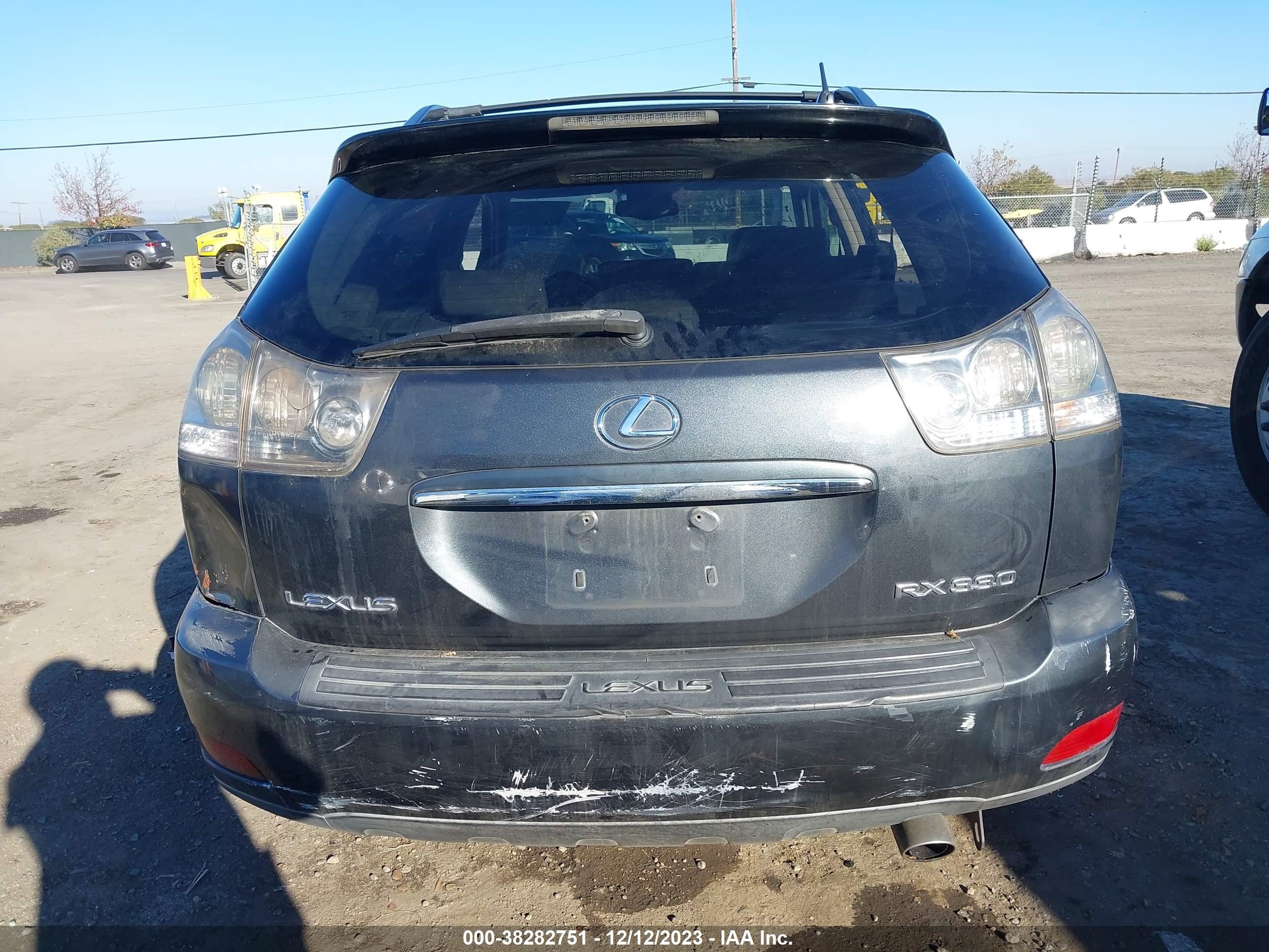 Photo 16 VIN: 2T2HA31U25C083538 - LEXUS RX 