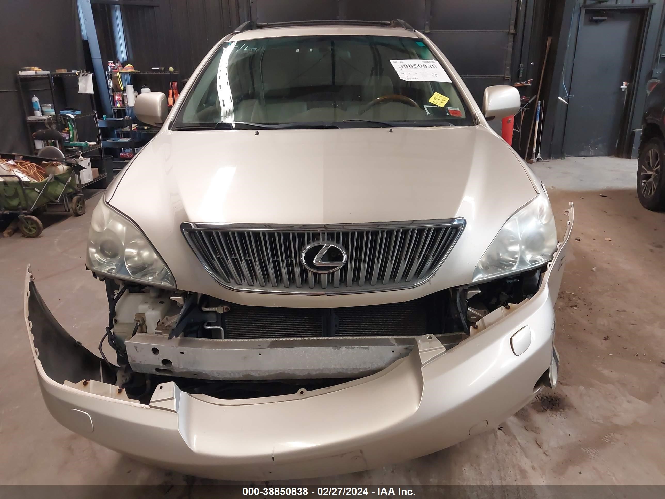 Photo 11 VIN: 2T2HA31U34C029762 - LEXUS RX 