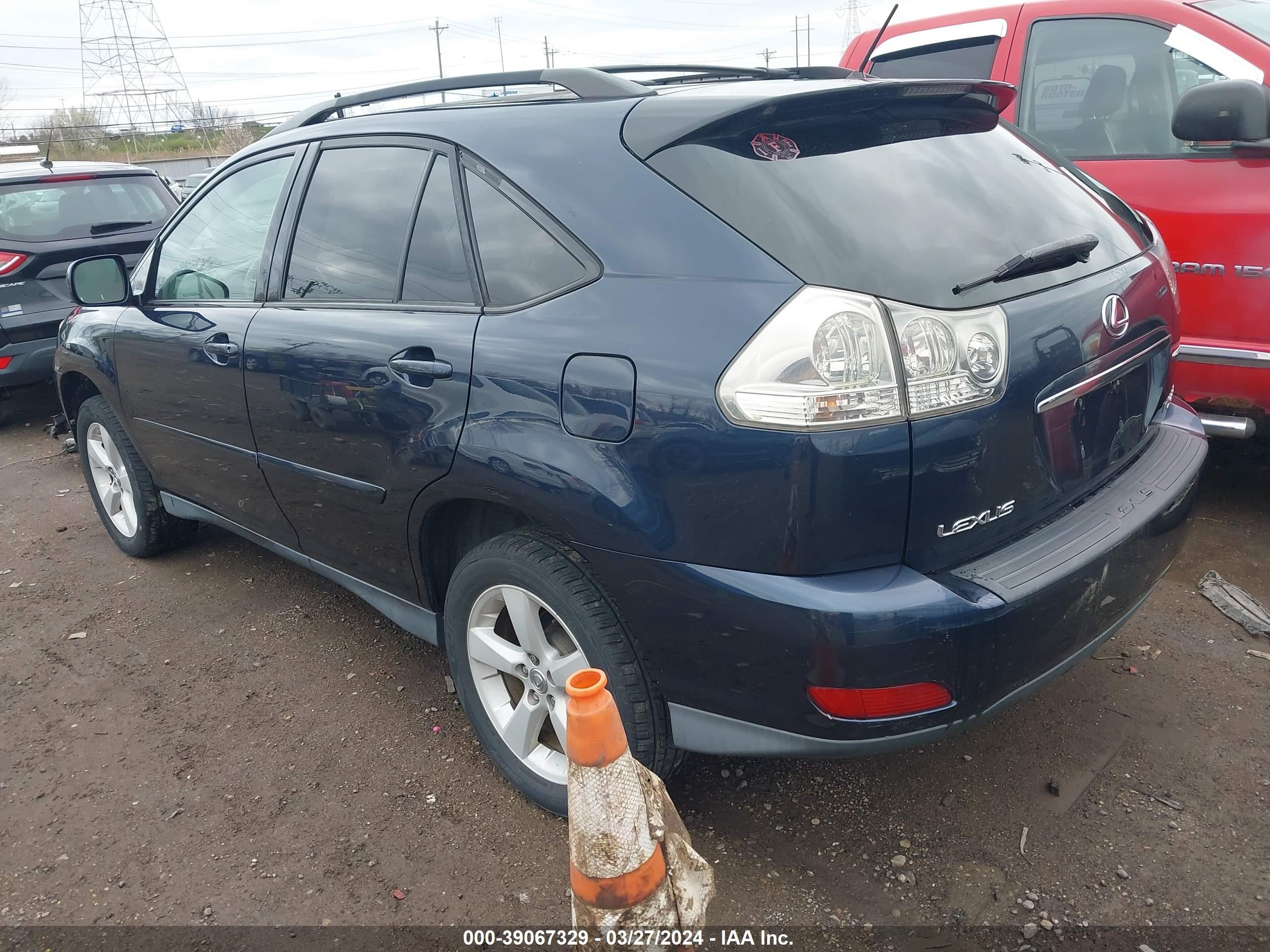 Photo 2 VIN: 2T2HA31U35C054761 - LEXUS RX 