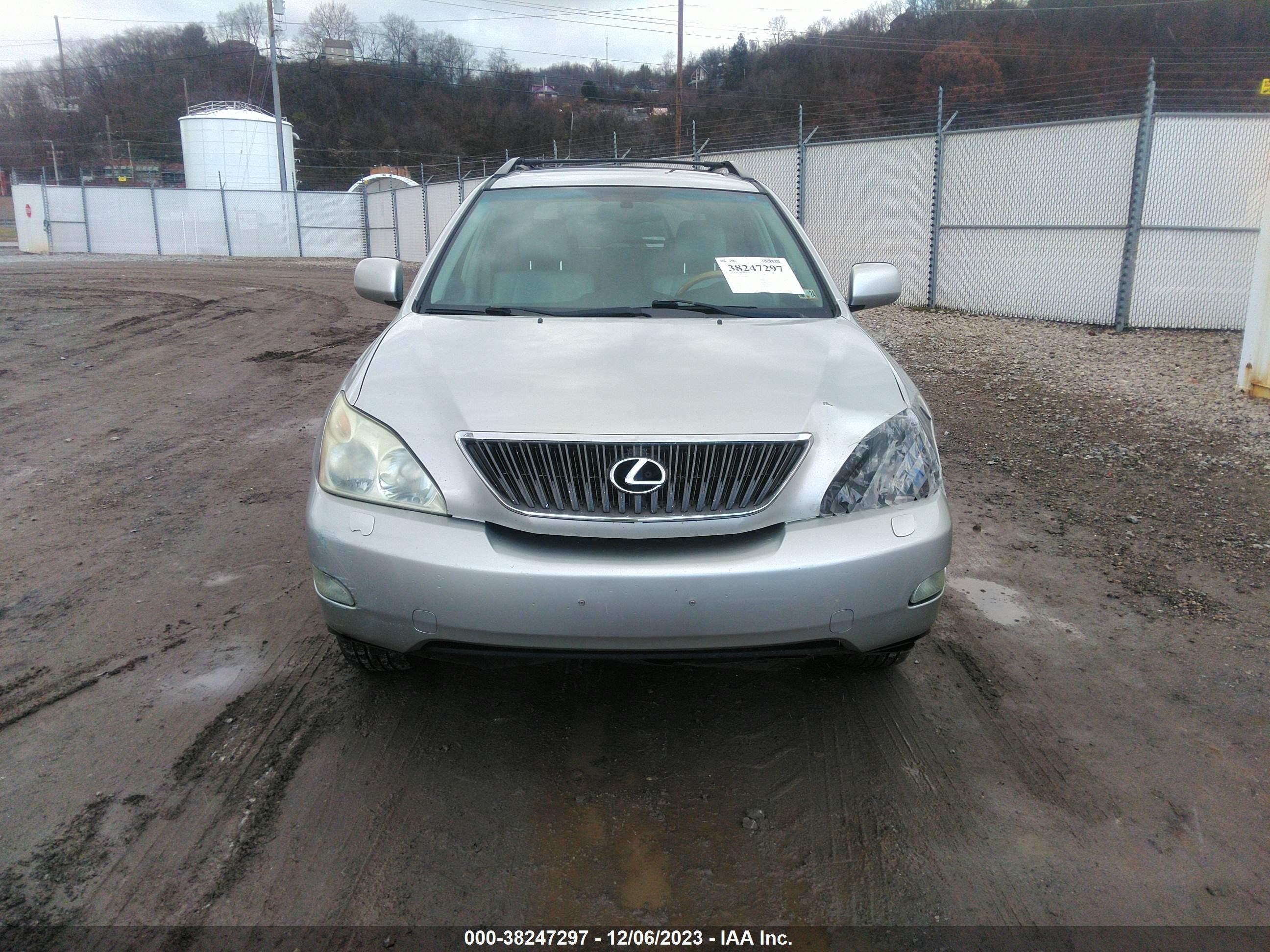 Photo 11 VIN: 2T2HA31U35C059765 - LEXUS RX 