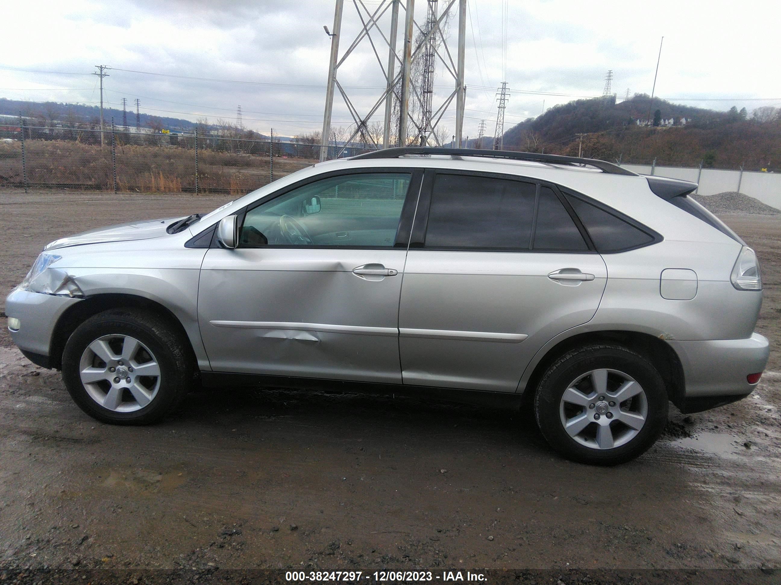 Photo 13 VIN: 2T2HA31U35C059765 - LEXUS RX 