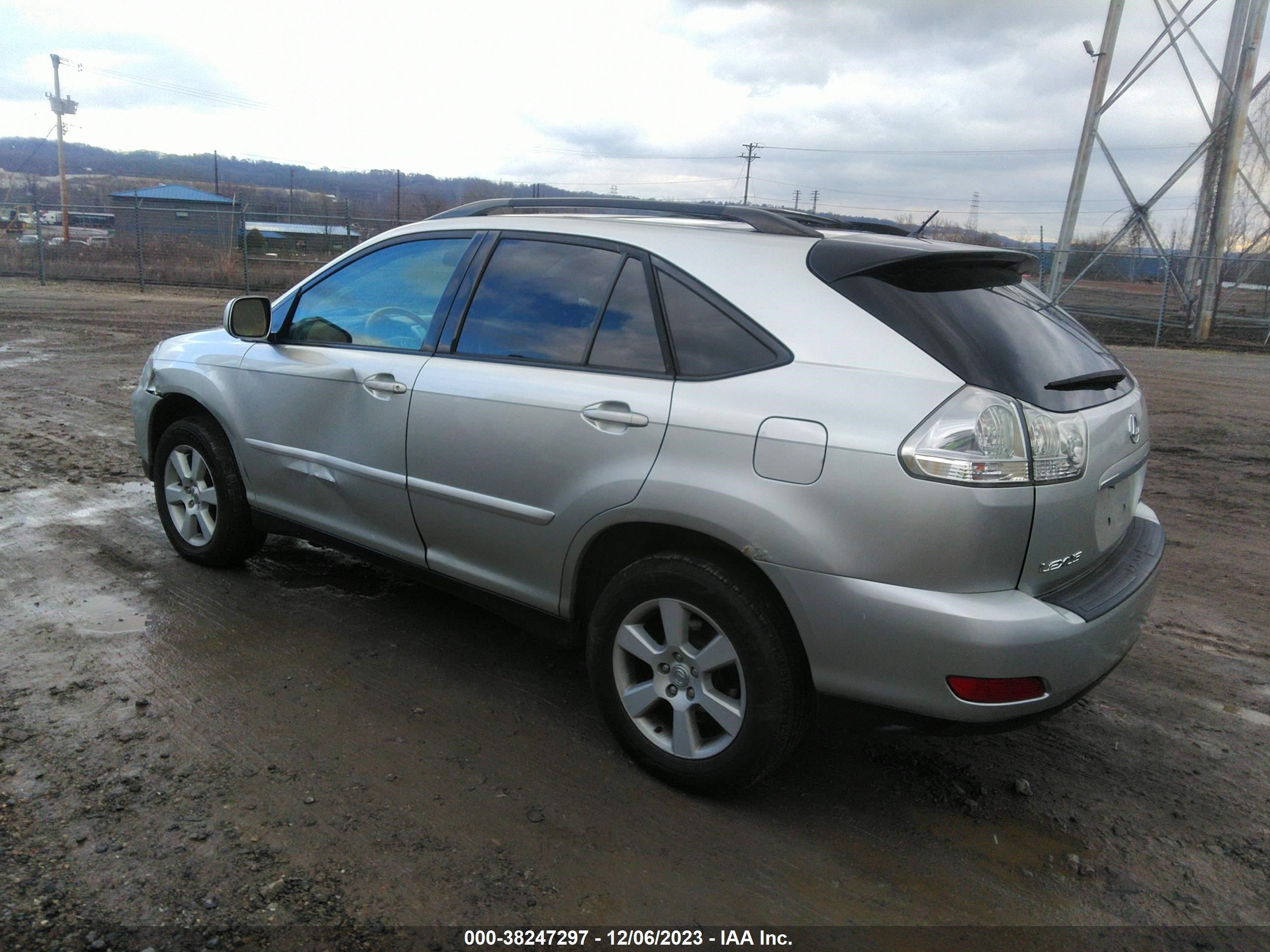 Photo 2 VIN: 2T2HA31U35C059765 - LEXUS RX 