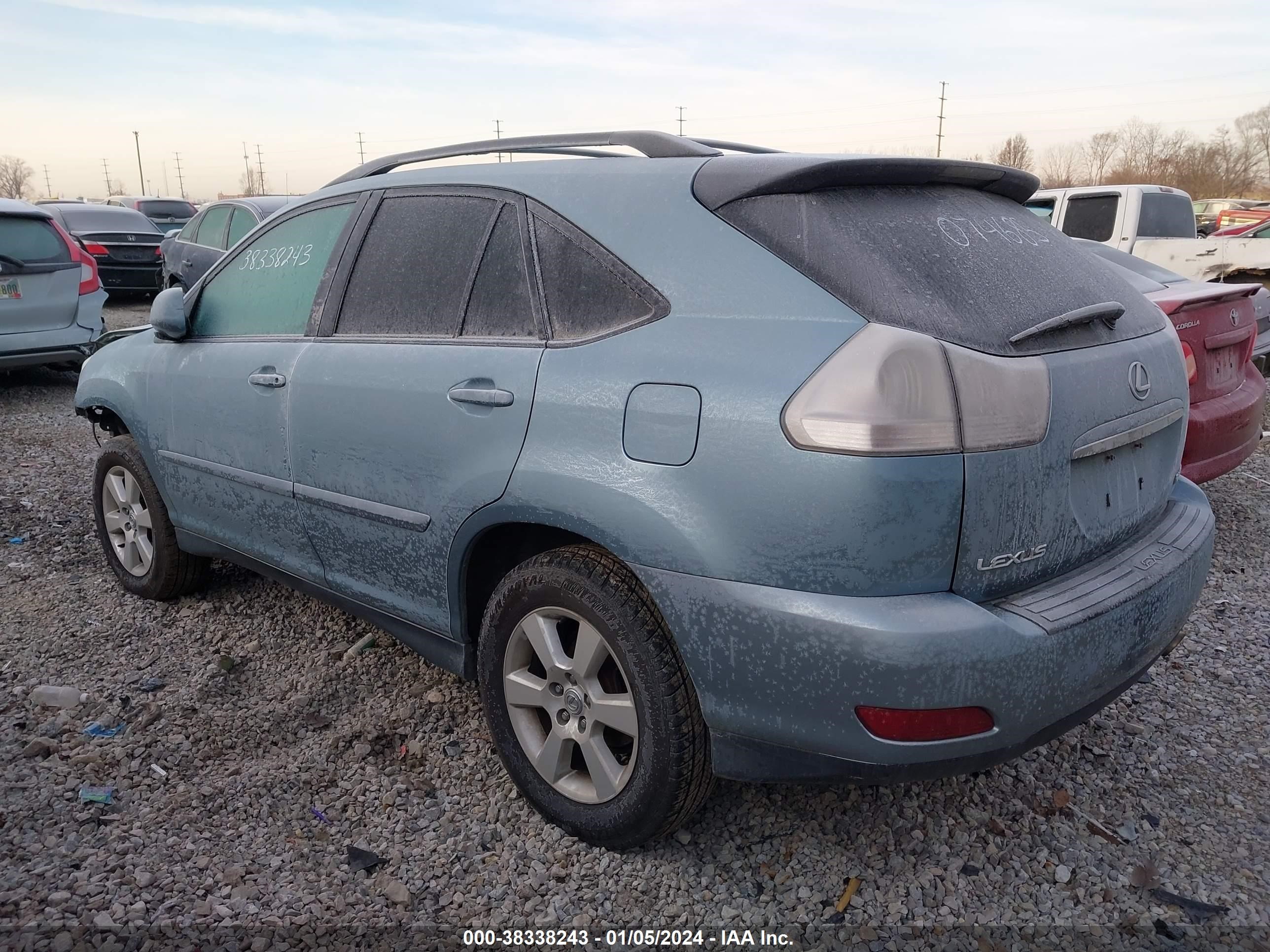 Photo 2 VIN: 2T2HA31U35C074685 - LEXUS RX 