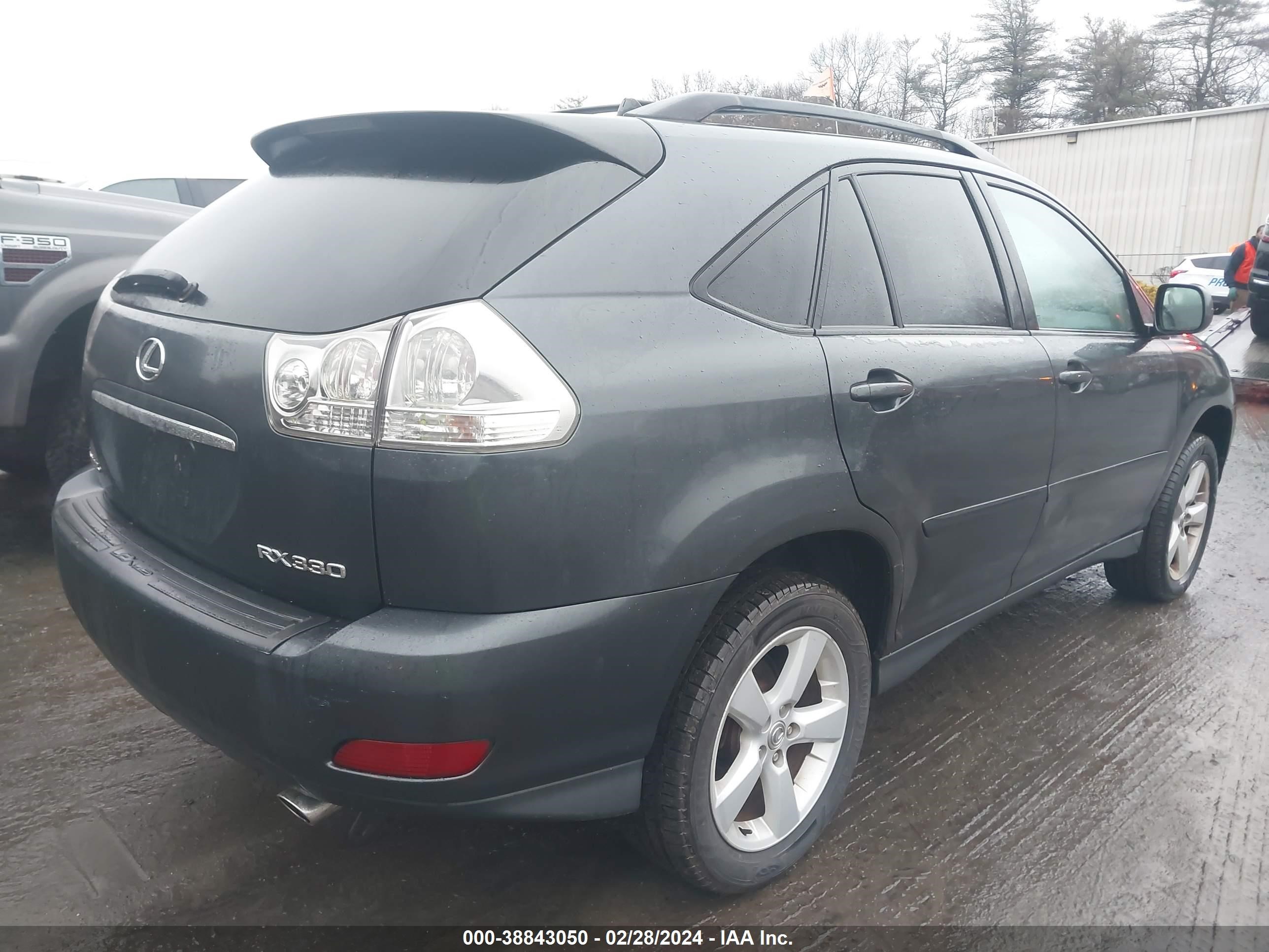 Photo 3 VIN: 2T2HA31U55C077670 - LEXUS RX 