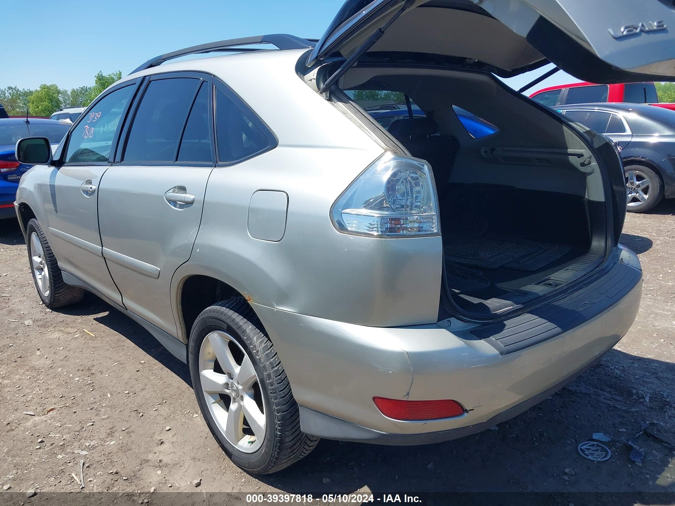 Photo 2 VIN: 2T2HA31U65C047478 - LEXUS RX 