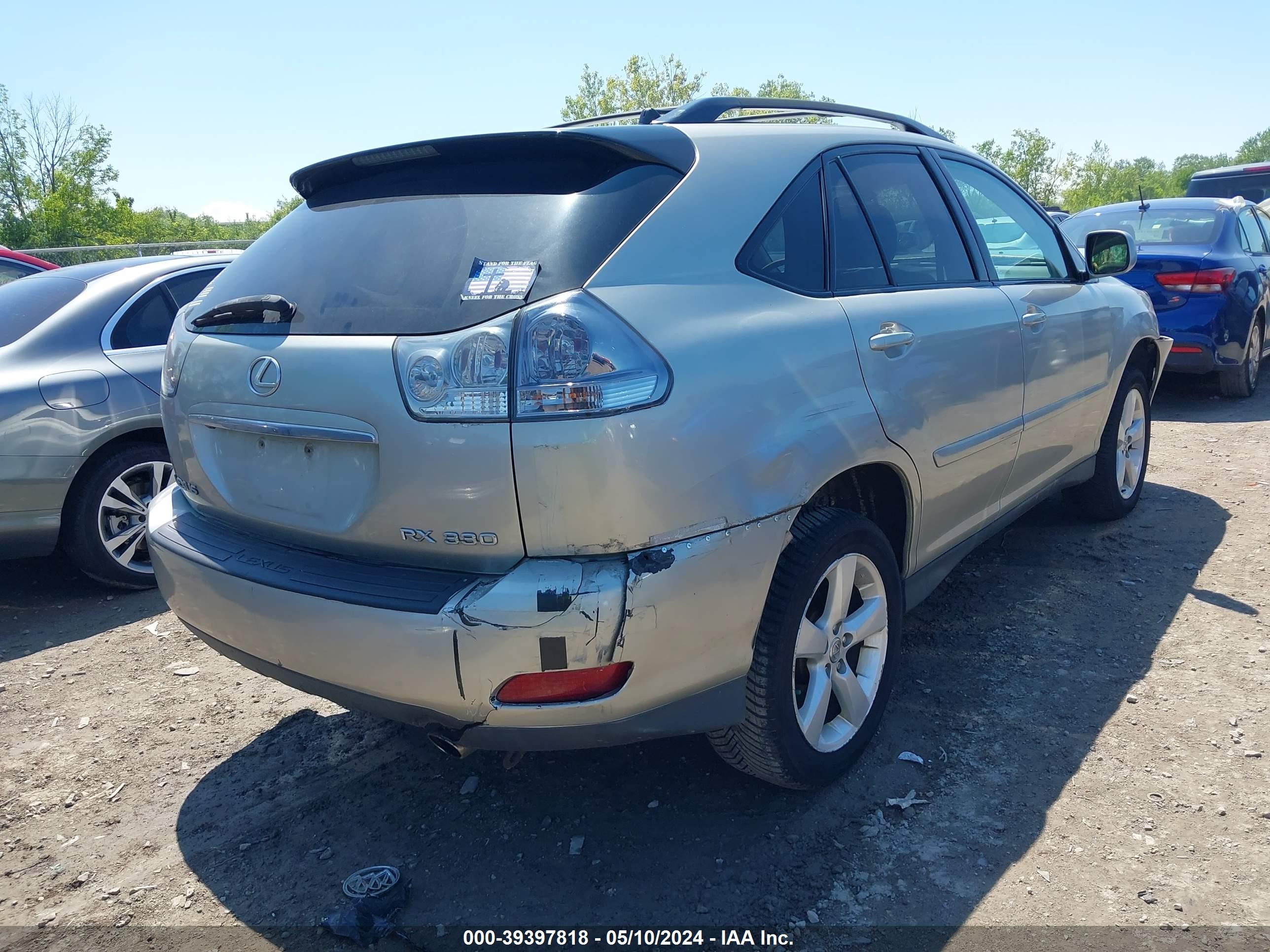 Photo 3 VIN: 2T2HA31U65C047478 - LEXUS RX 