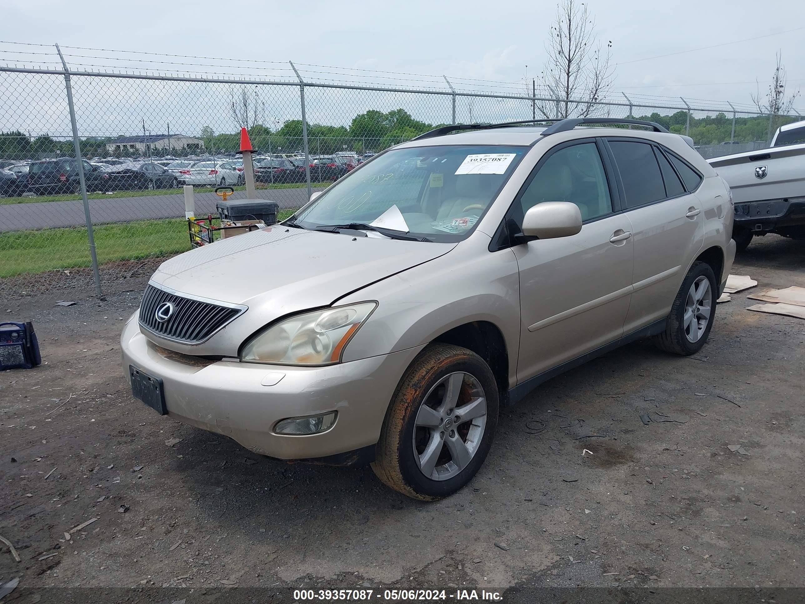 Photo 1 VIN: 2T2HA31U65C087477 - LEXUS RX 