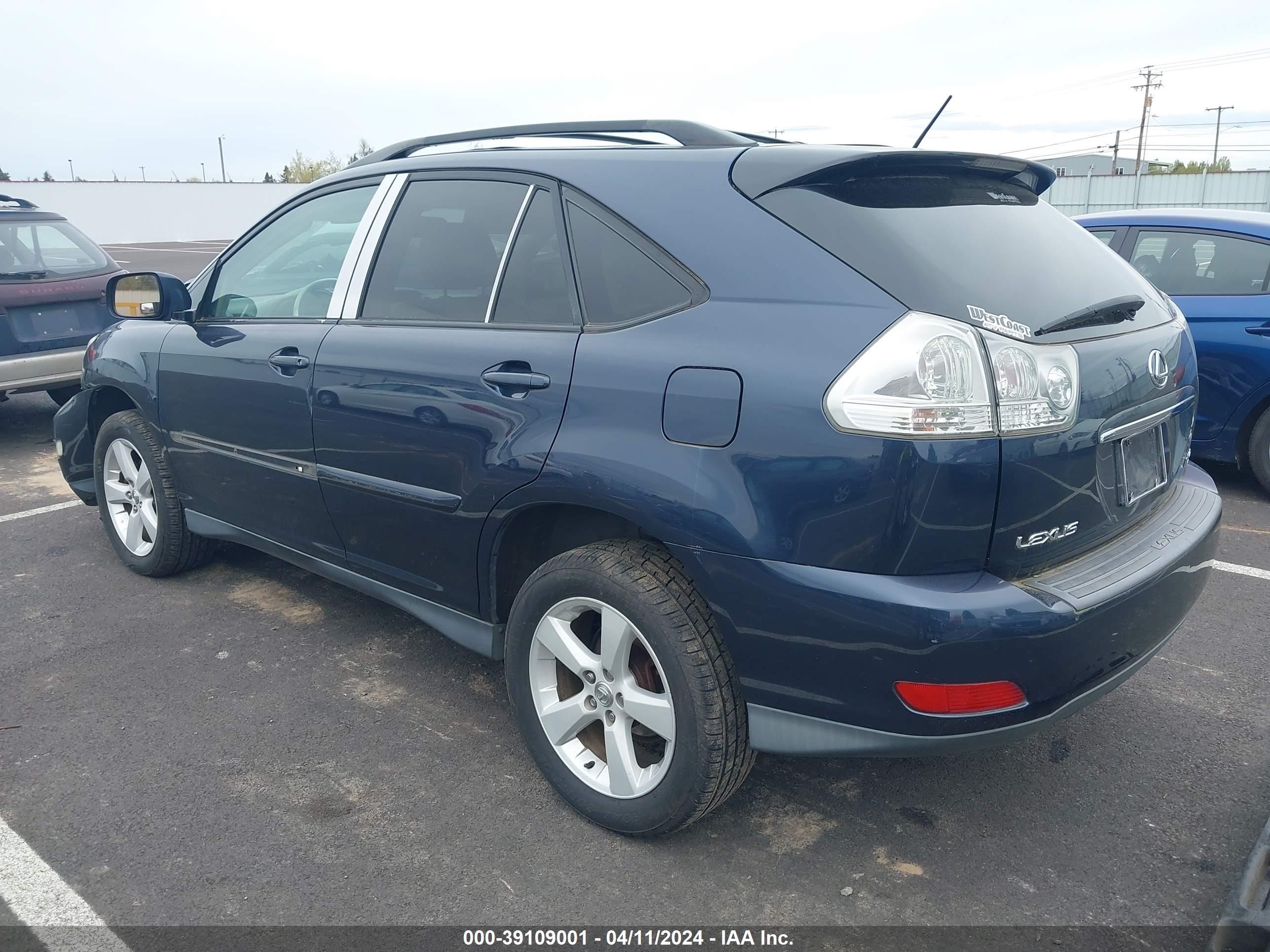 Photo 2 VIN: 2T2HA31U75C055105 - LEXUS RX 