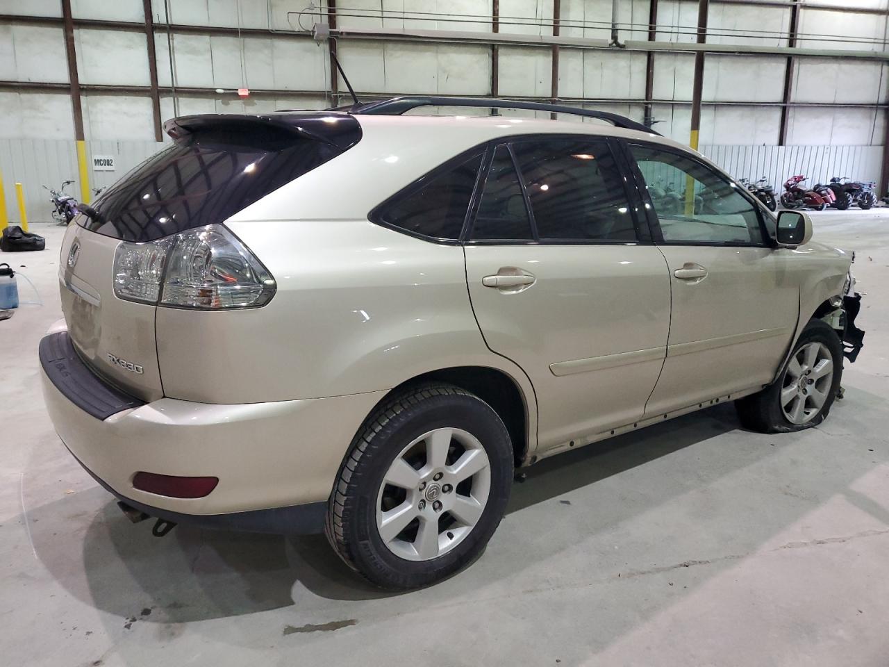 Photo 2 VIN: 2T2HA31U75C059140 - LEXUS RX 