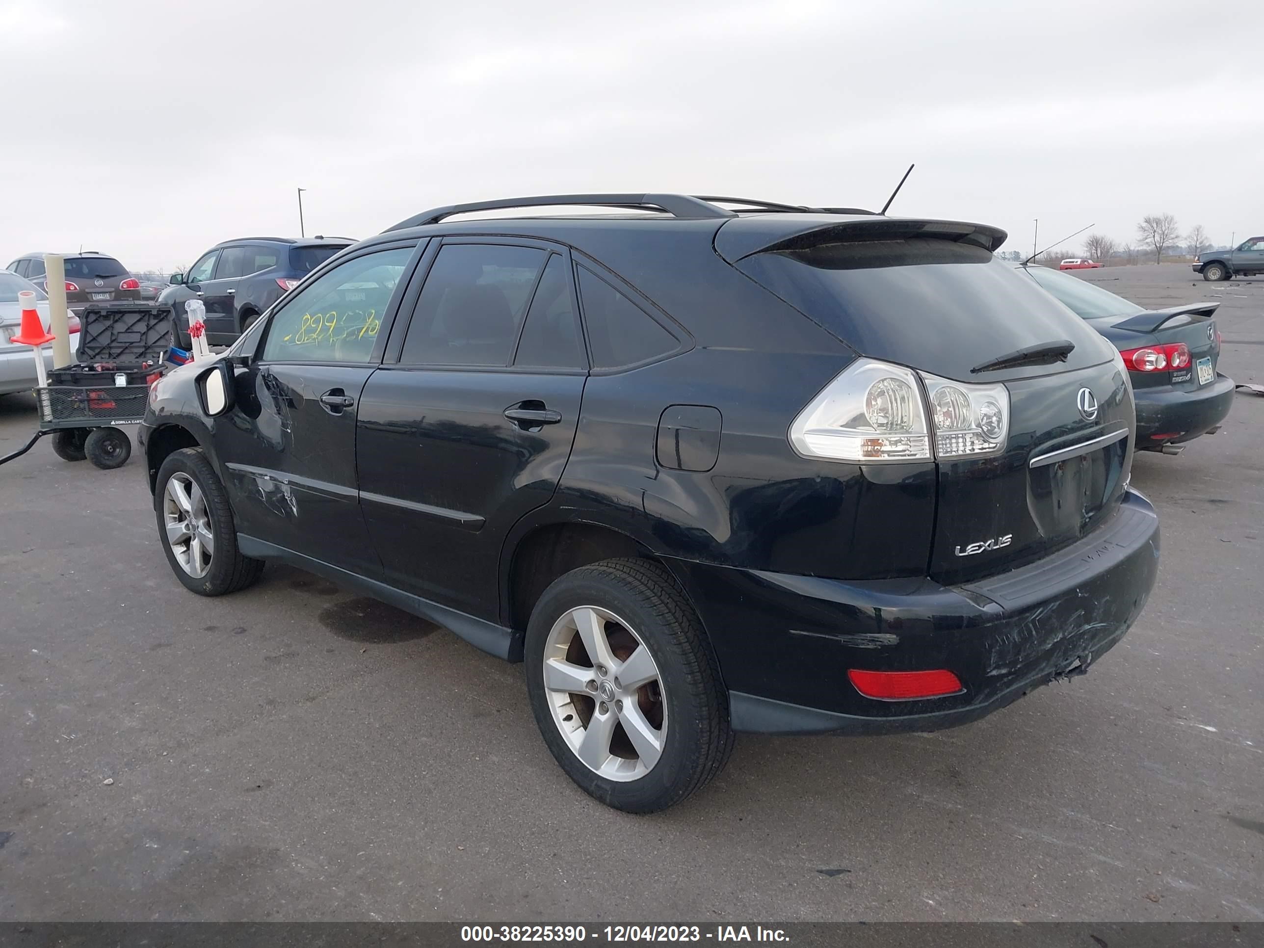 Photo 2 VIN: 2T2HA31U75C078769 - LEXUS RX 