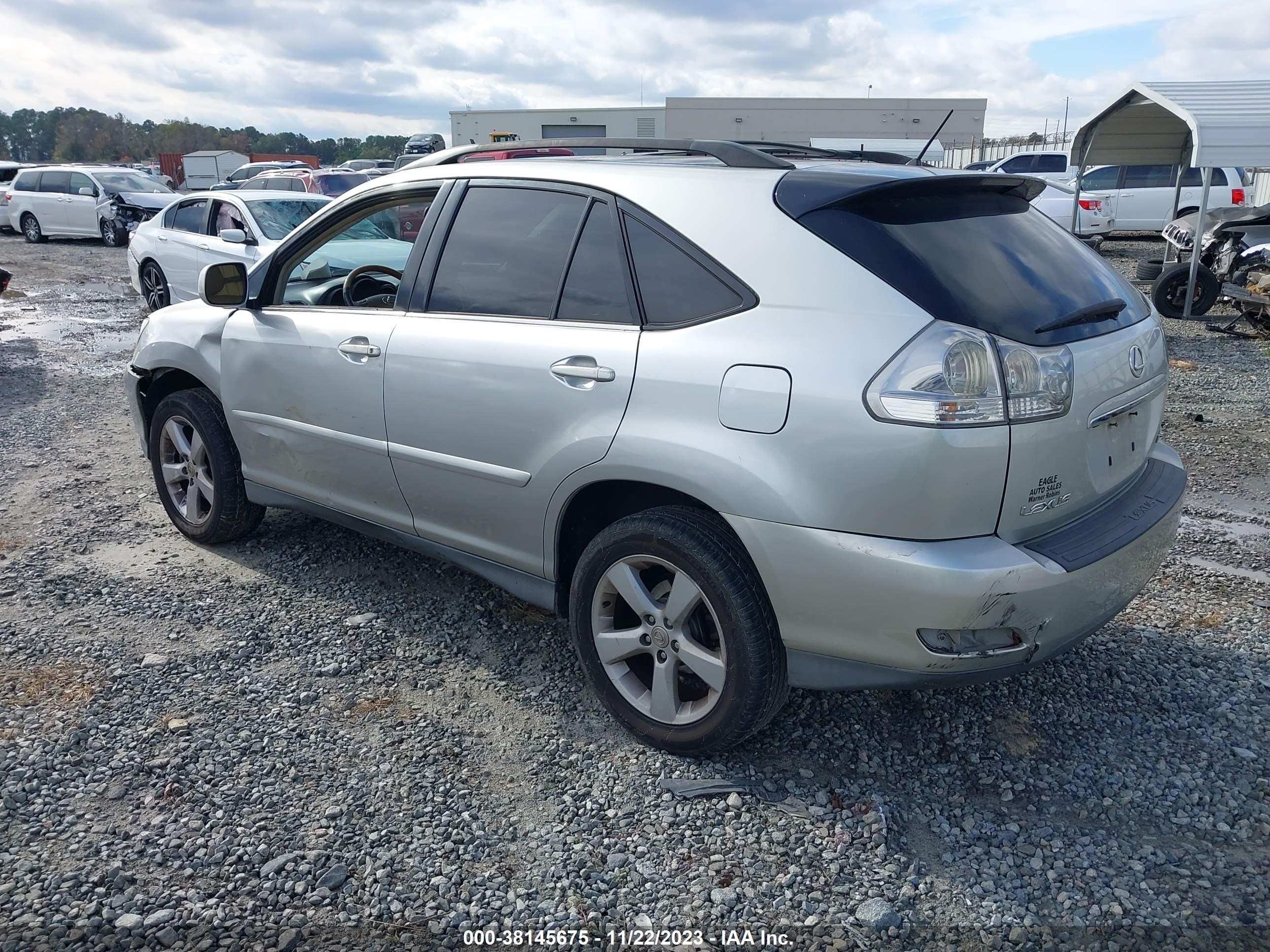 Photo 2 VIN: 2T2HA31U76C108063 - LEXUS RX 