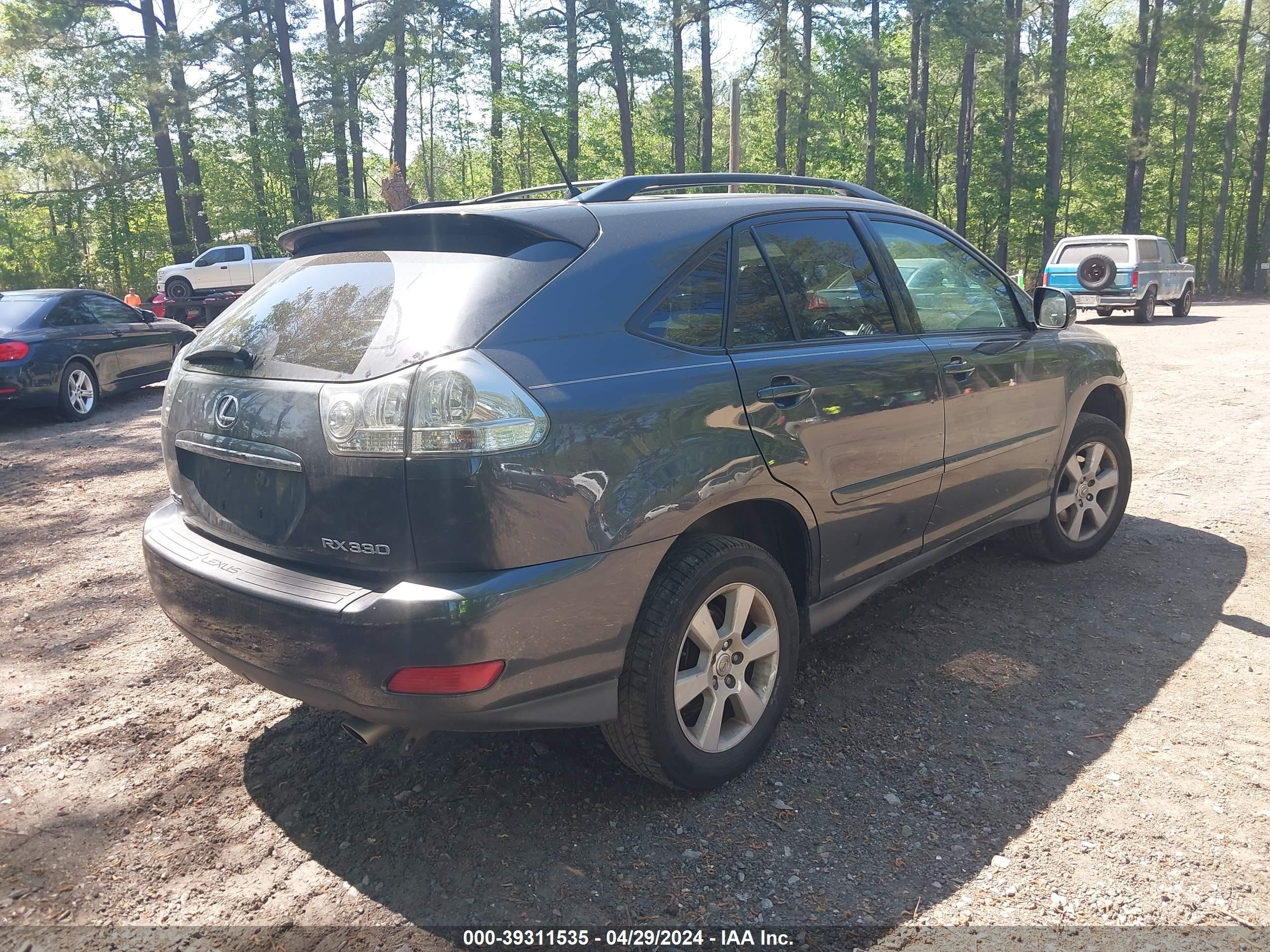 Photo 3 VIN: 2T2HA31U95C068647 - LEXUS RX 